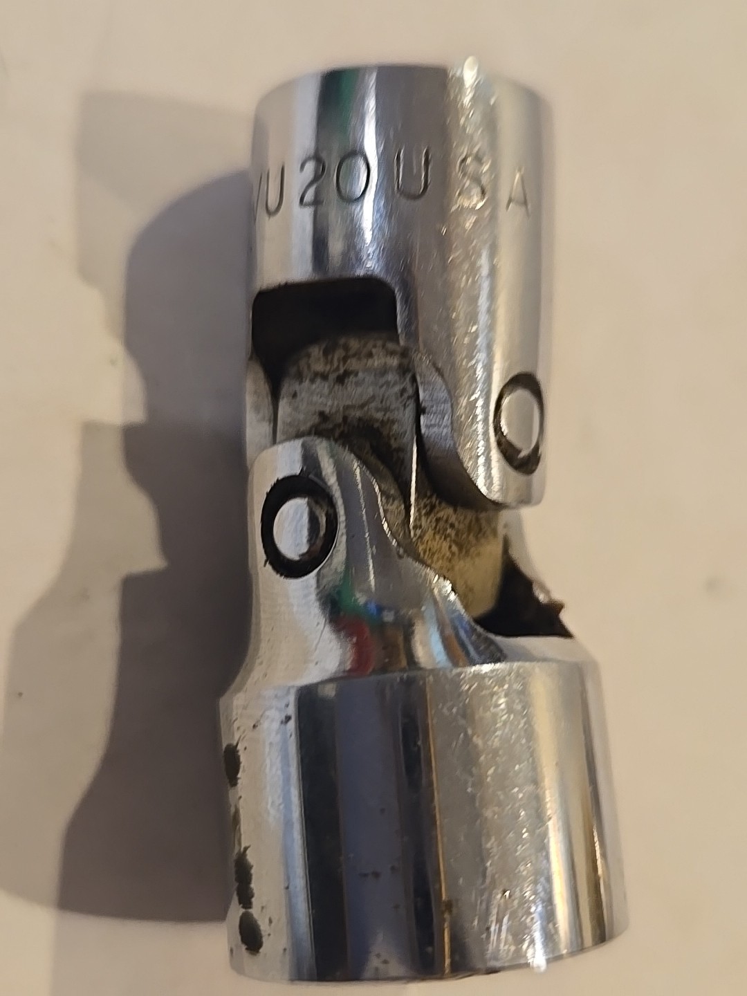 Snap On 3/8″ Drive 5/8″ 12 Point Chrome Swivel Socket FVU20