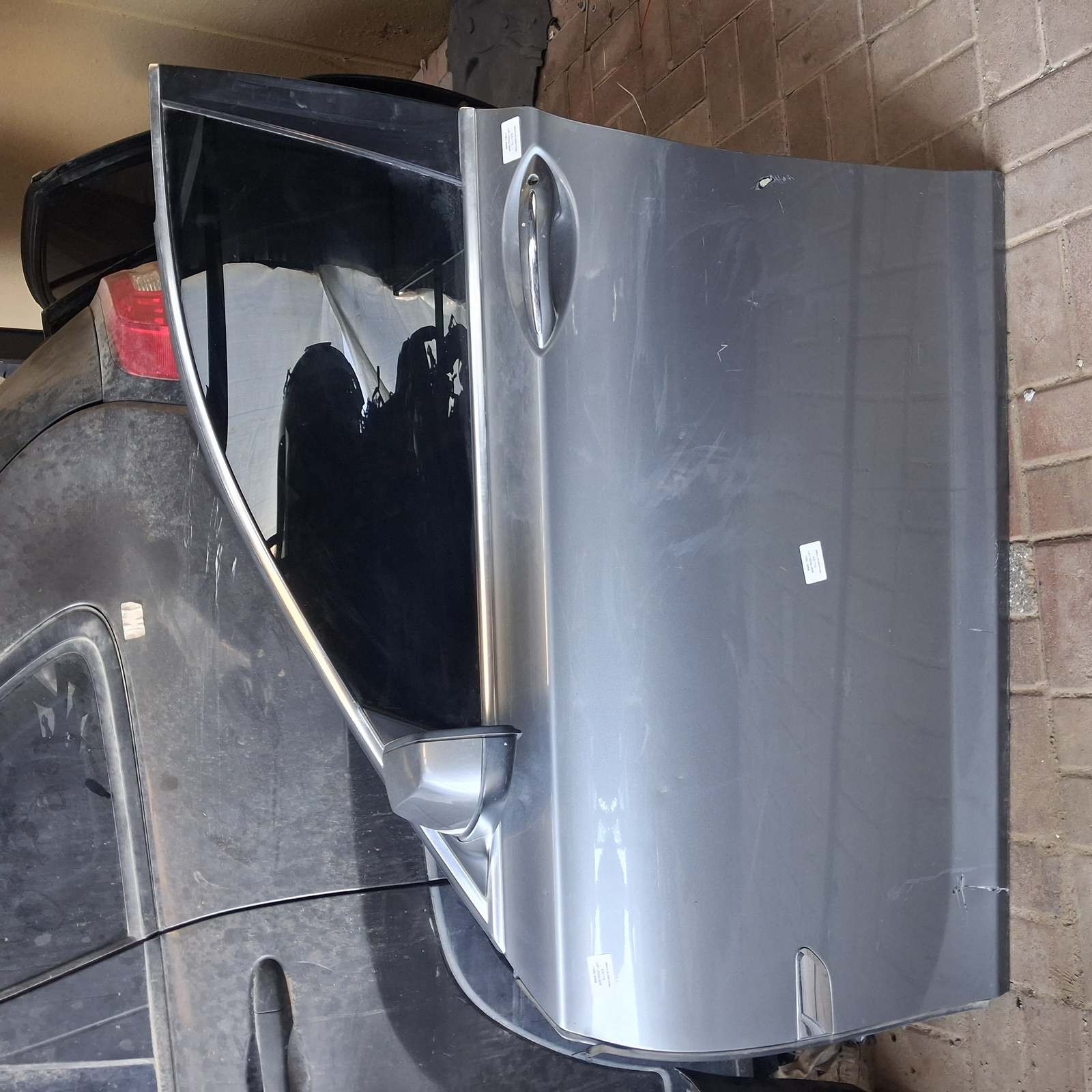 2010 BMW 750i xDrive Door Shell 41525A2A391