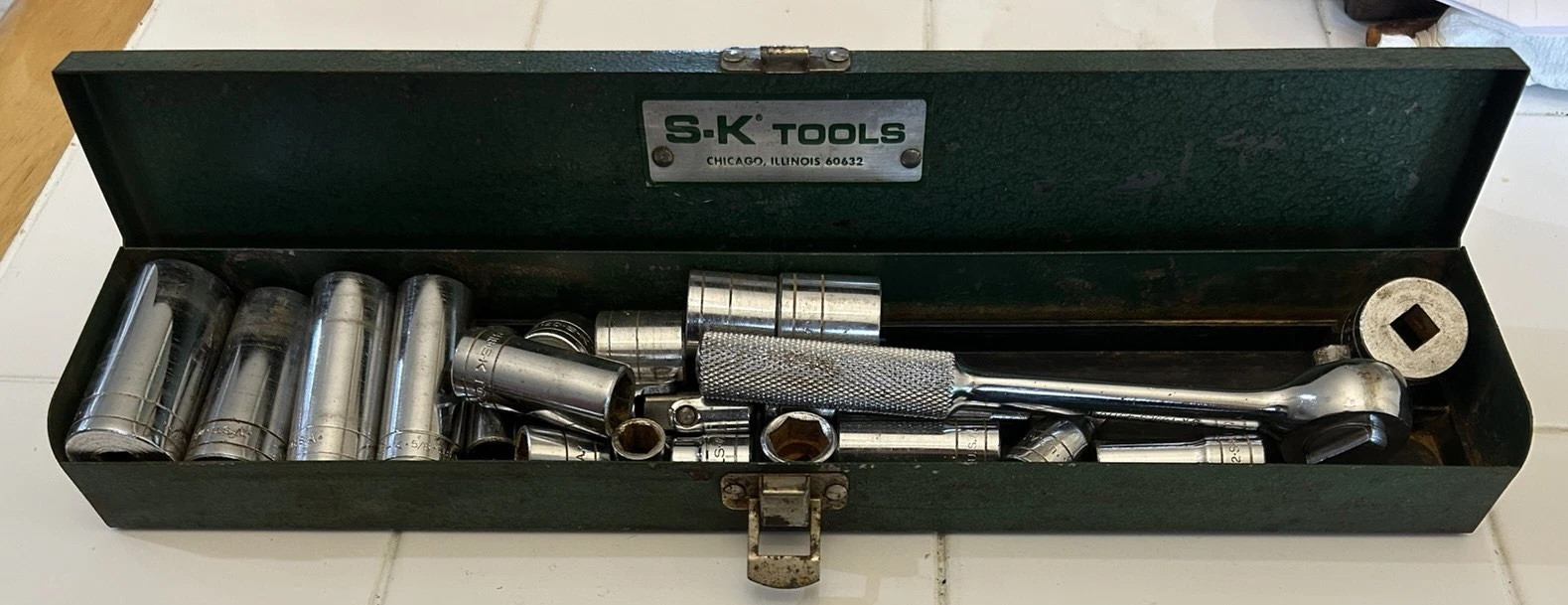 SK TOOLS VINTAGE #45170 3/8″ DRIVE RATCHET SOCKET SET 21 PCS SAE WITH CASE