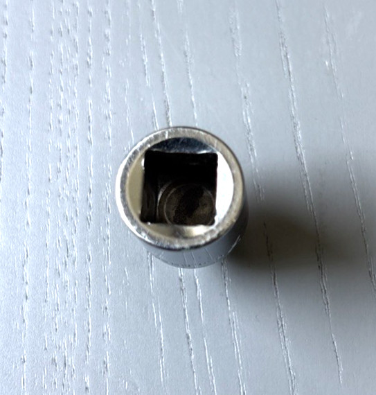 Matco Tools #B128B Adaptor 3/8″ Dr Female To 1/4″ Dr Male