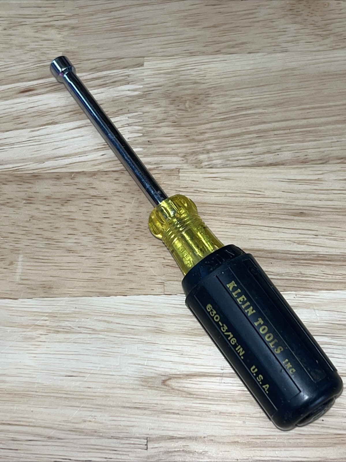 Klein 630- 3/16″ Nut Driver Clean USA Cushion Grip Black On Yellow Handle
