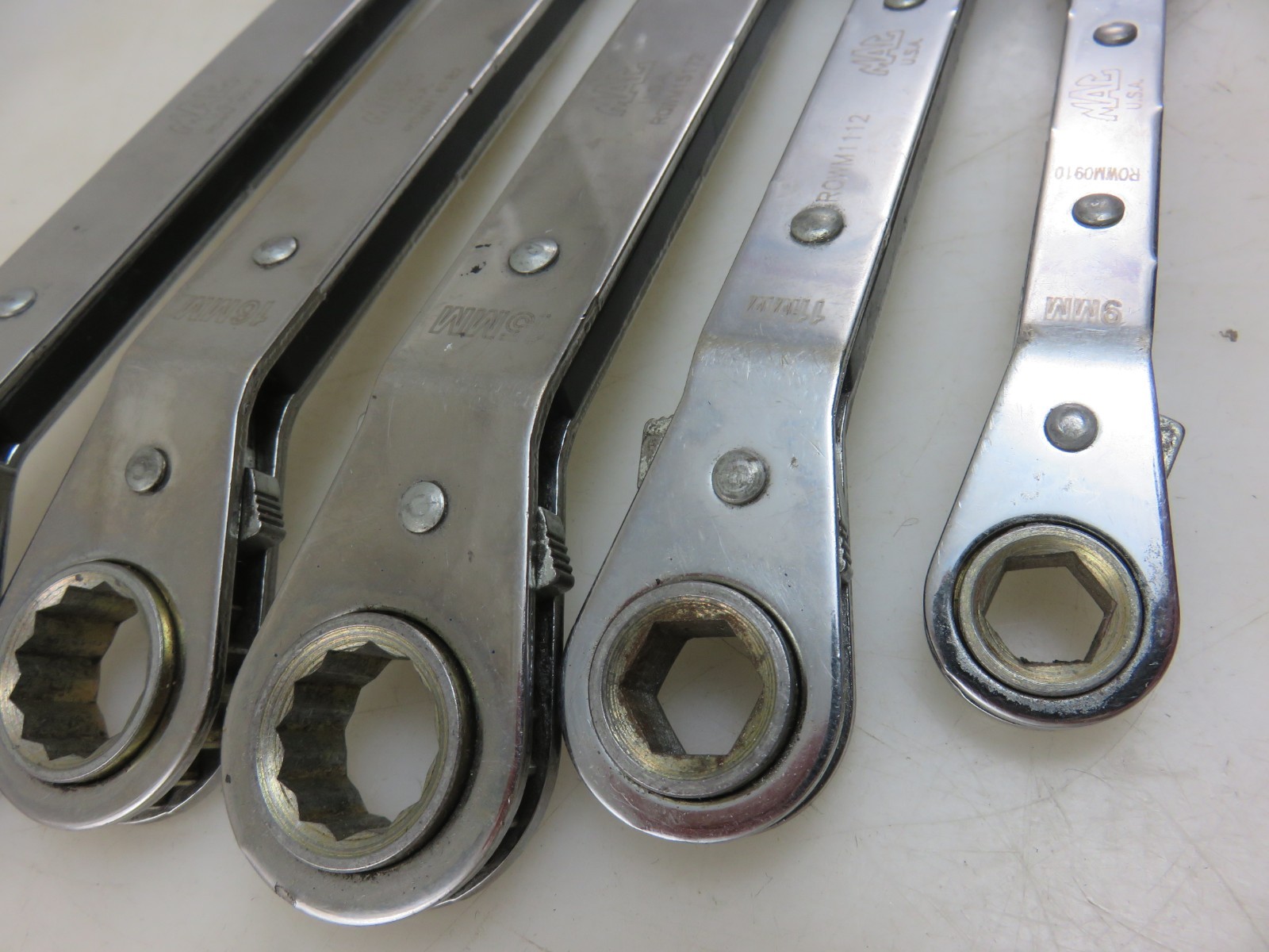 MAC Tools METRIC Offset Reversible Ratcheting Double Box End Wrench 5pc Set