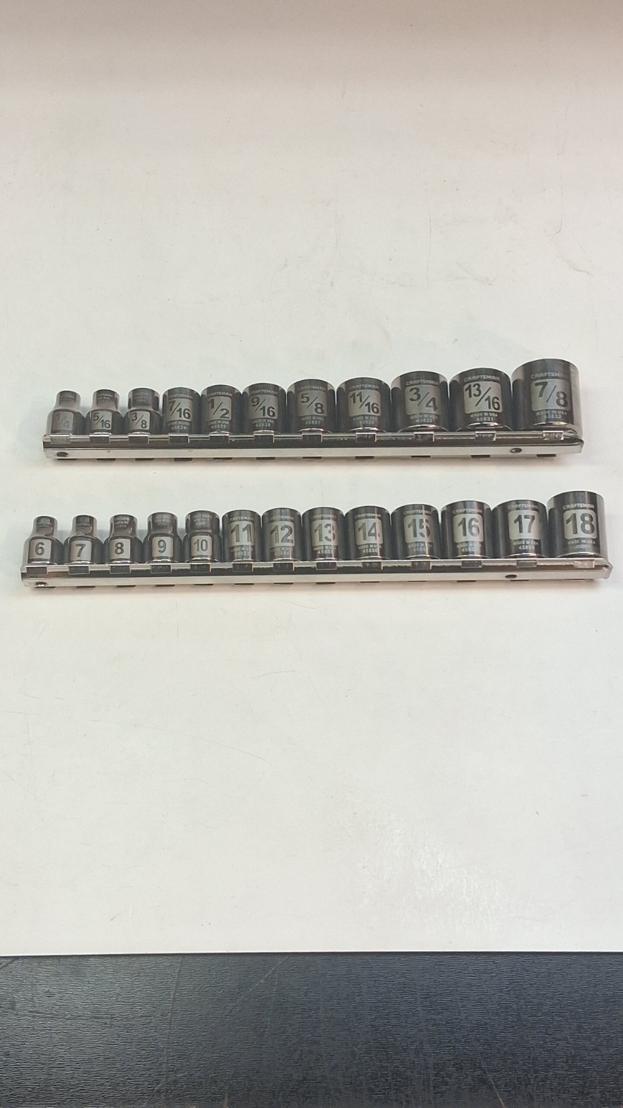 CRAFTSMAN EASY READ 24-PIECE 3/8″ DRIVE 6 POINT METRIC/SAE SOCKET SET *USA*