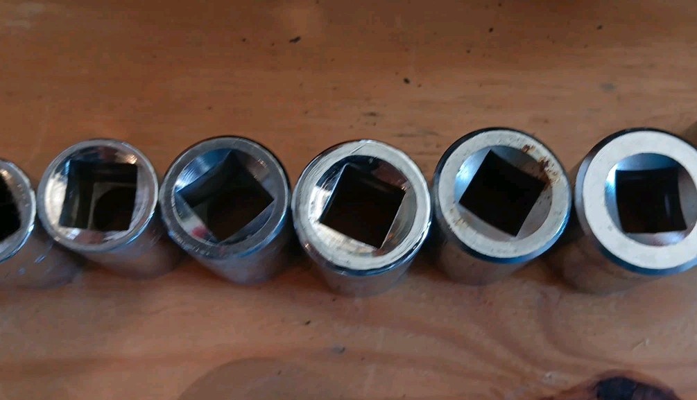 Pro America 1/2″ Drive 17 Piece Socket Set Made In USA