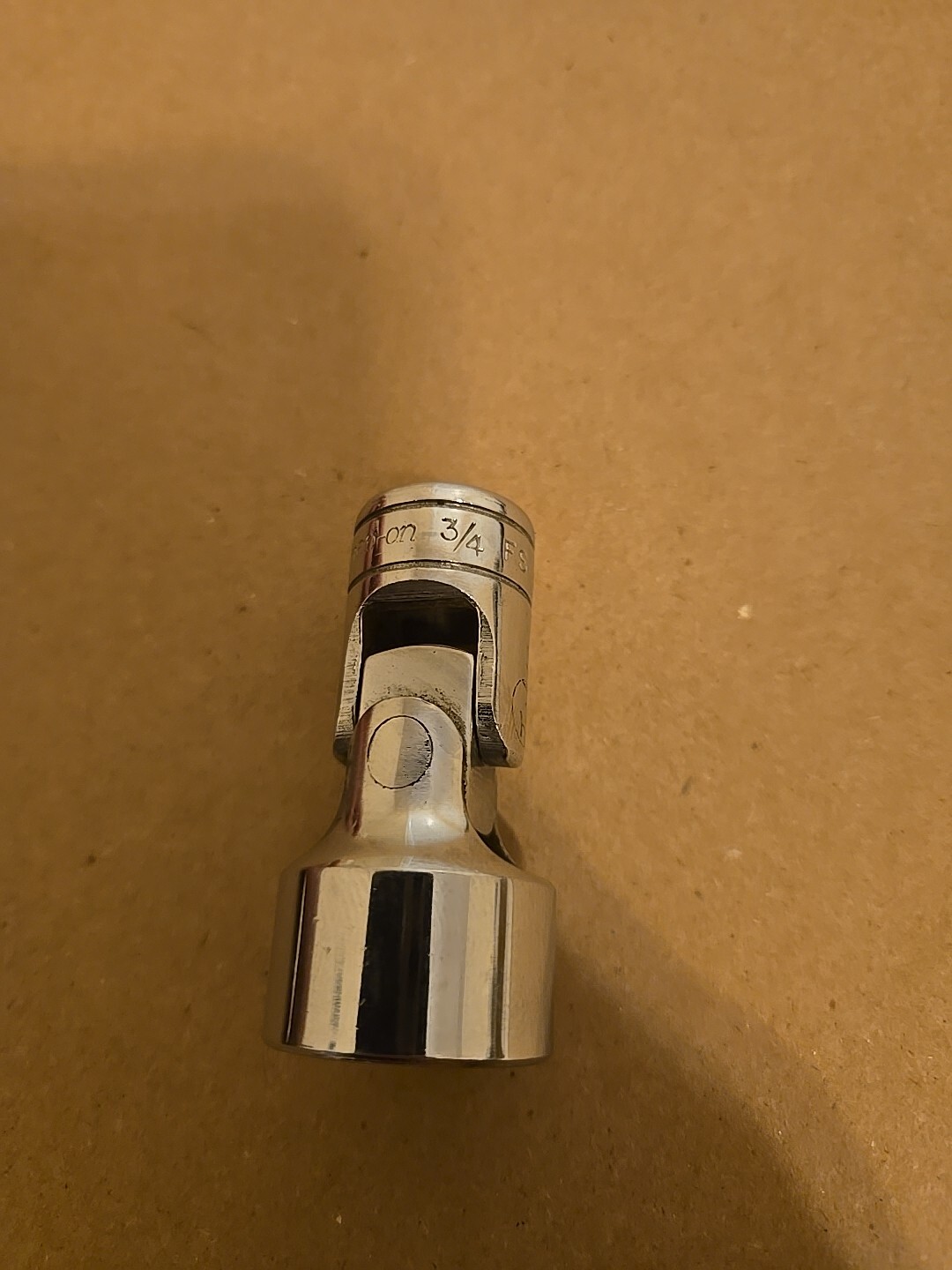 Snap On 3/8″ Drive 3/4″ 6PT SAE Chrome Universal Swivel Socket FS24