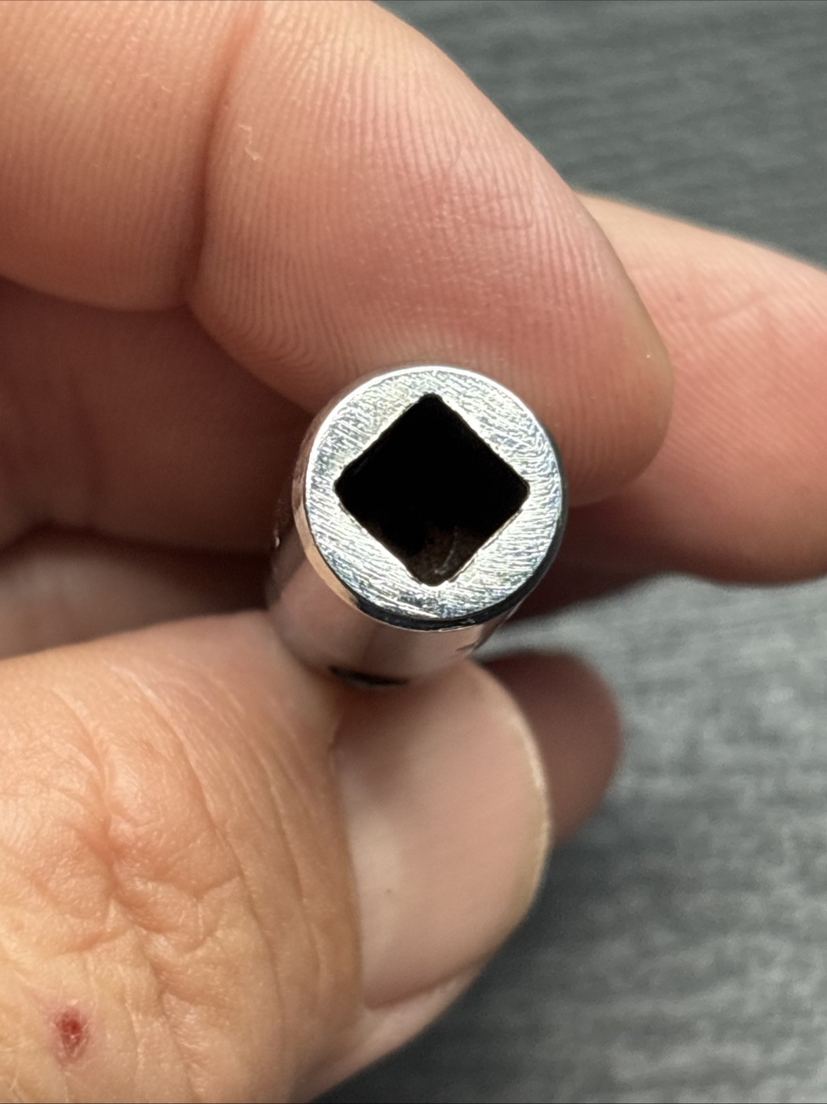 USED, MAC TOOLS » 3/16IN. » 1/4 IN. DR. HEX SOCKET, PART #MH6 , USA