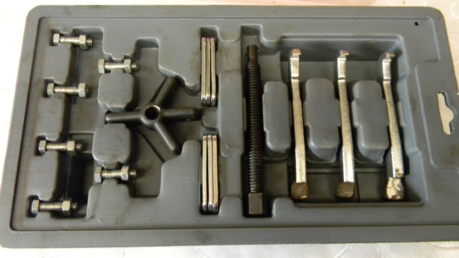 NAPA EVERCRAFT 8 WAY 2-3 JAW REVERSIBLE PULLER #775-3906