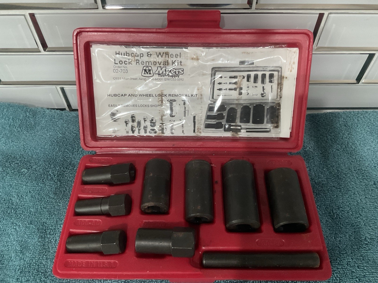 Hubcap & Wheel Lock Removal Kit 02-703 Myers Tire Supply Sturdy Case