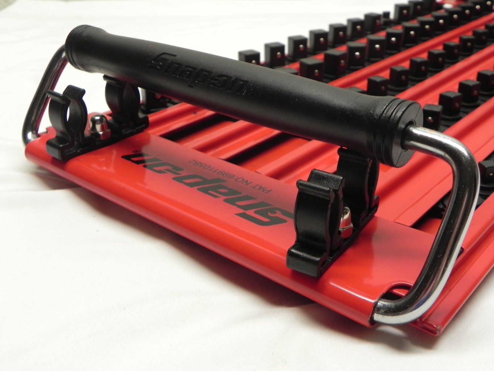 Snap-on KASKT5RD Locking Socket Holder Socket Tray Red/Black 76 Lock Posts