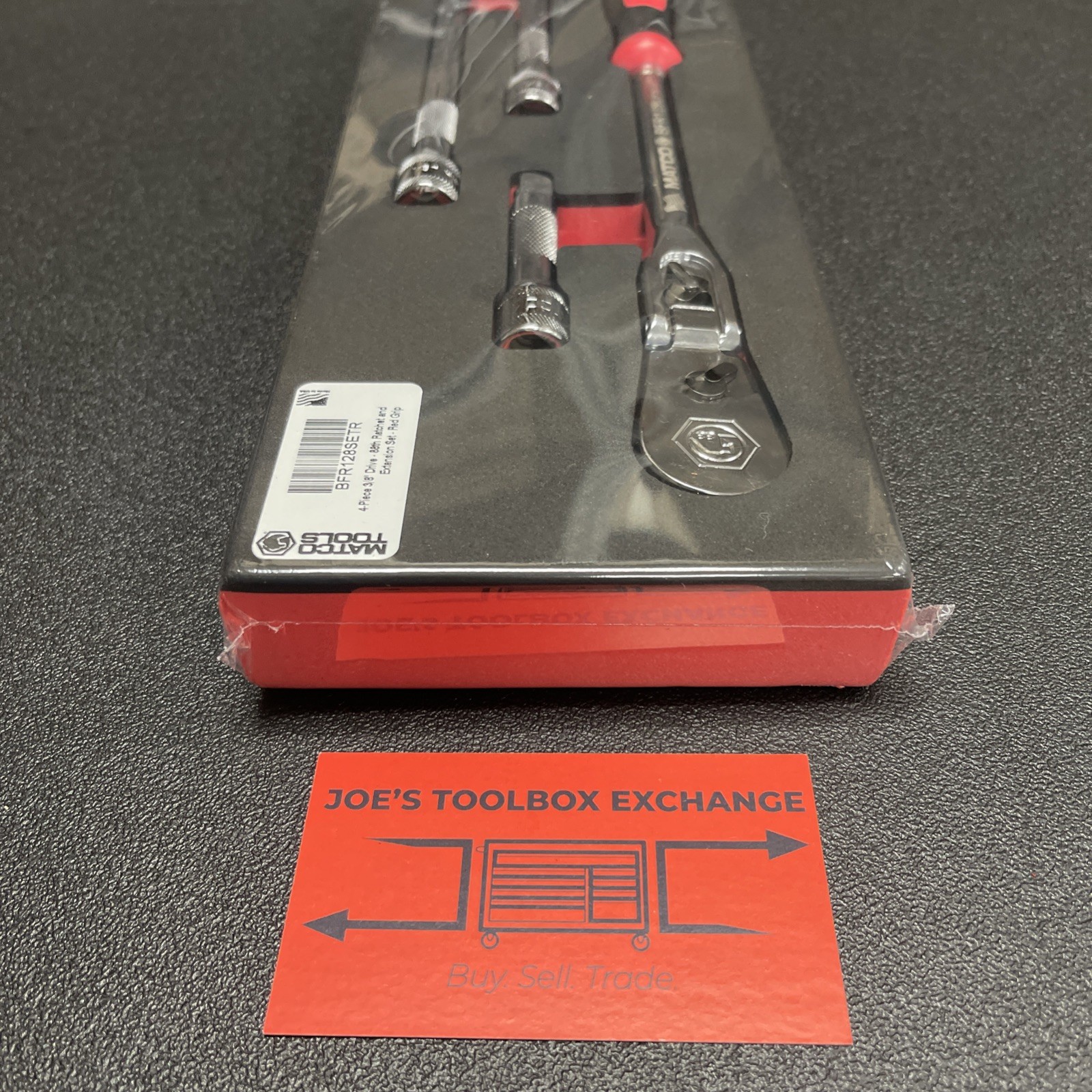 Matco Tools 3/8″ Drive Locking Flex Ratchet + Extensions Foam Set Red BFR128SETR