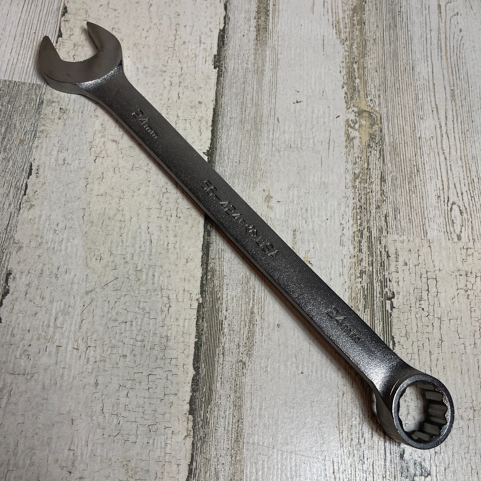 New Armstrong USA 24mm 12 Pt. Metric Combination Wrench Satin 12″ Long 56-424