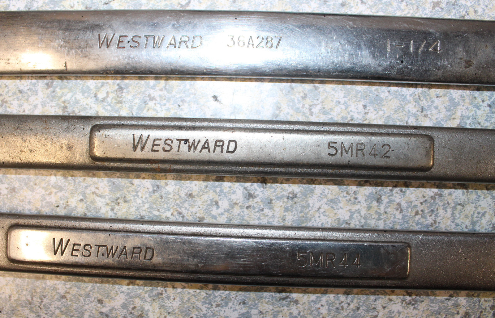 3-Used WESTWARD Combination Wrenches 36A287 1-1/4 5MR42 1-1/16 & 5MR44 1-1/4