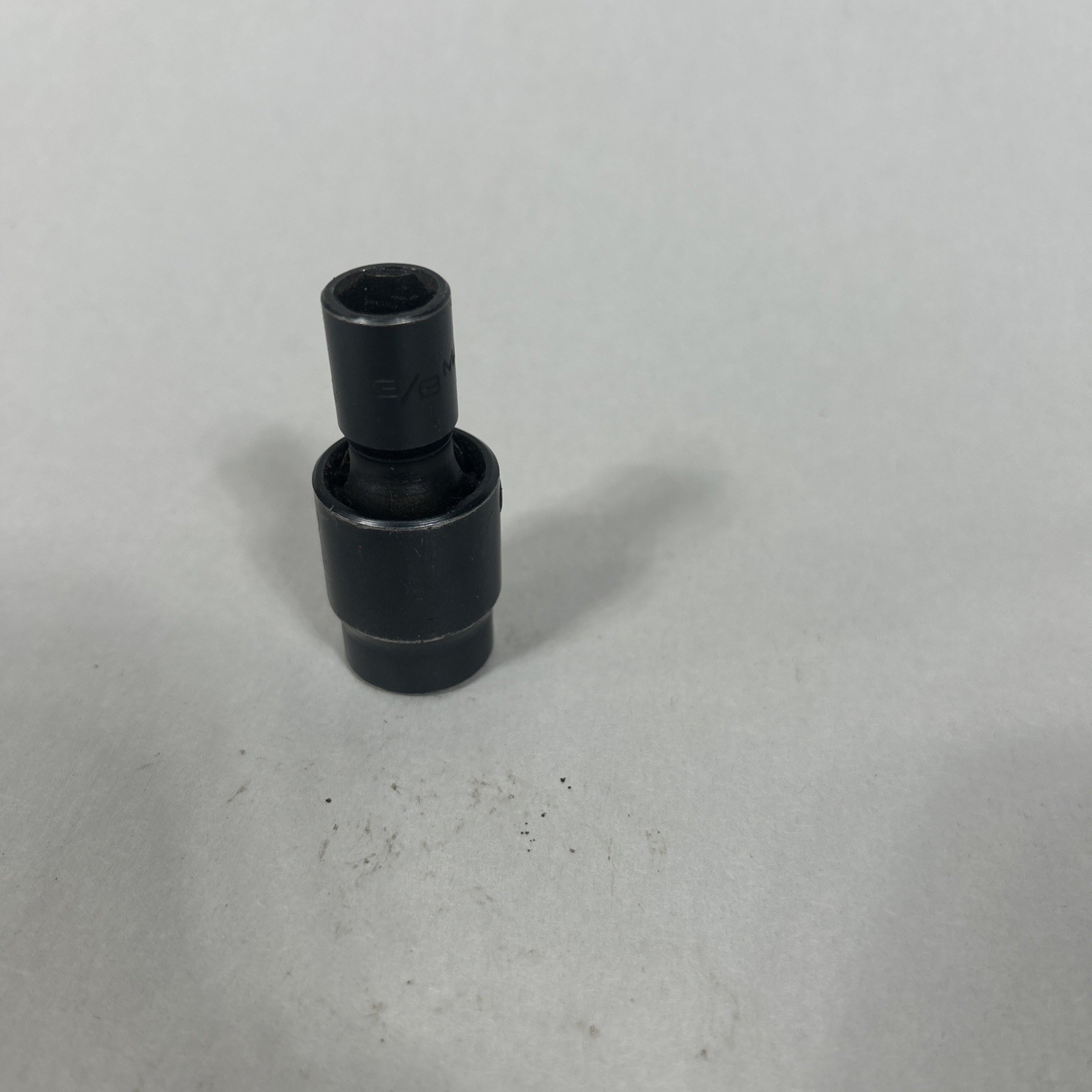 Matco Tools 3/8” 6 Point 3/8” Drive Universal Socket BUP126. Used Black