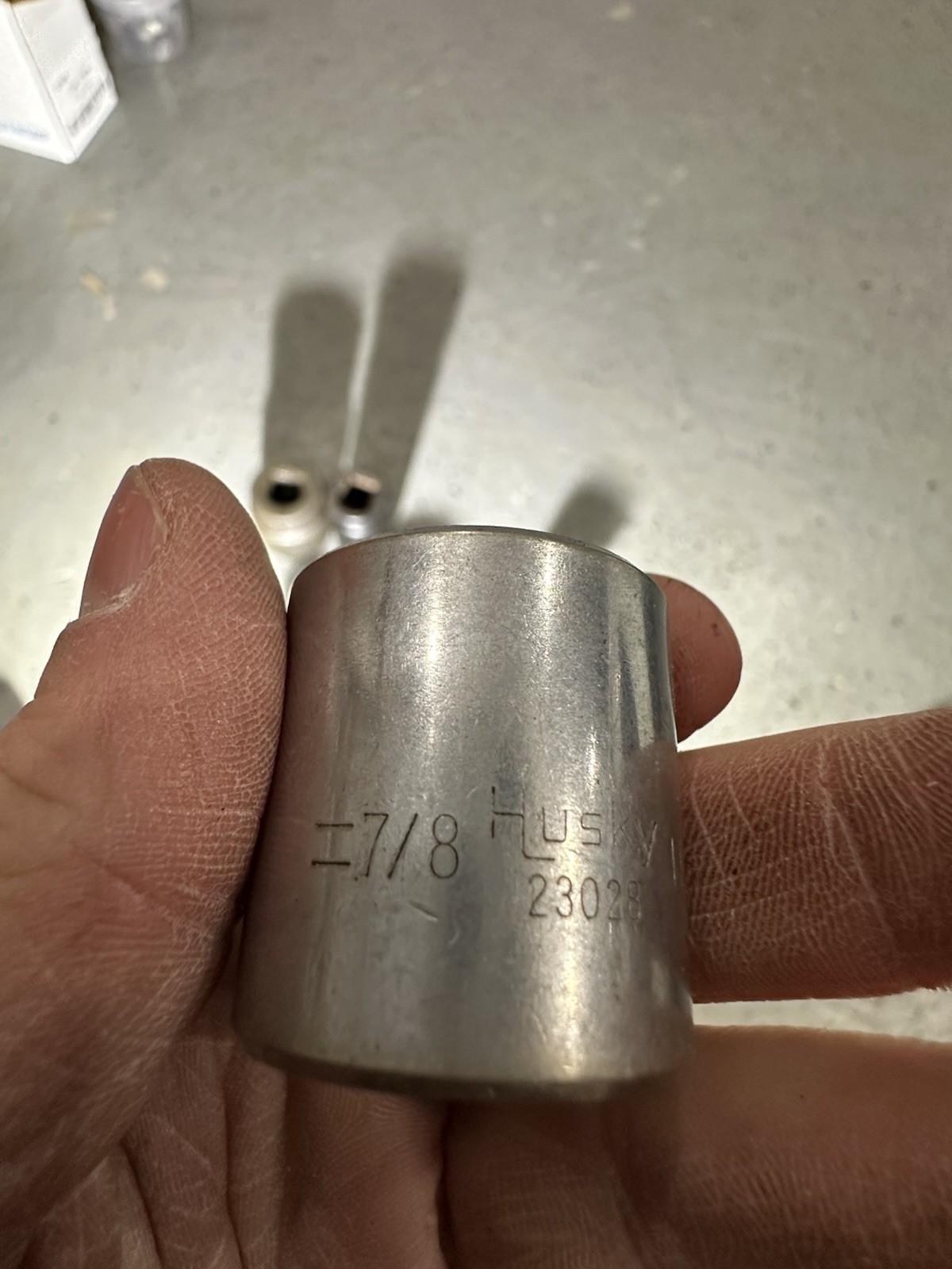 LOT of 7 Sockets Metric SAE – 1-13/16″, 1-1/2”, 1-3/8”, 7/8″, 34mm, 33mm, 24mm