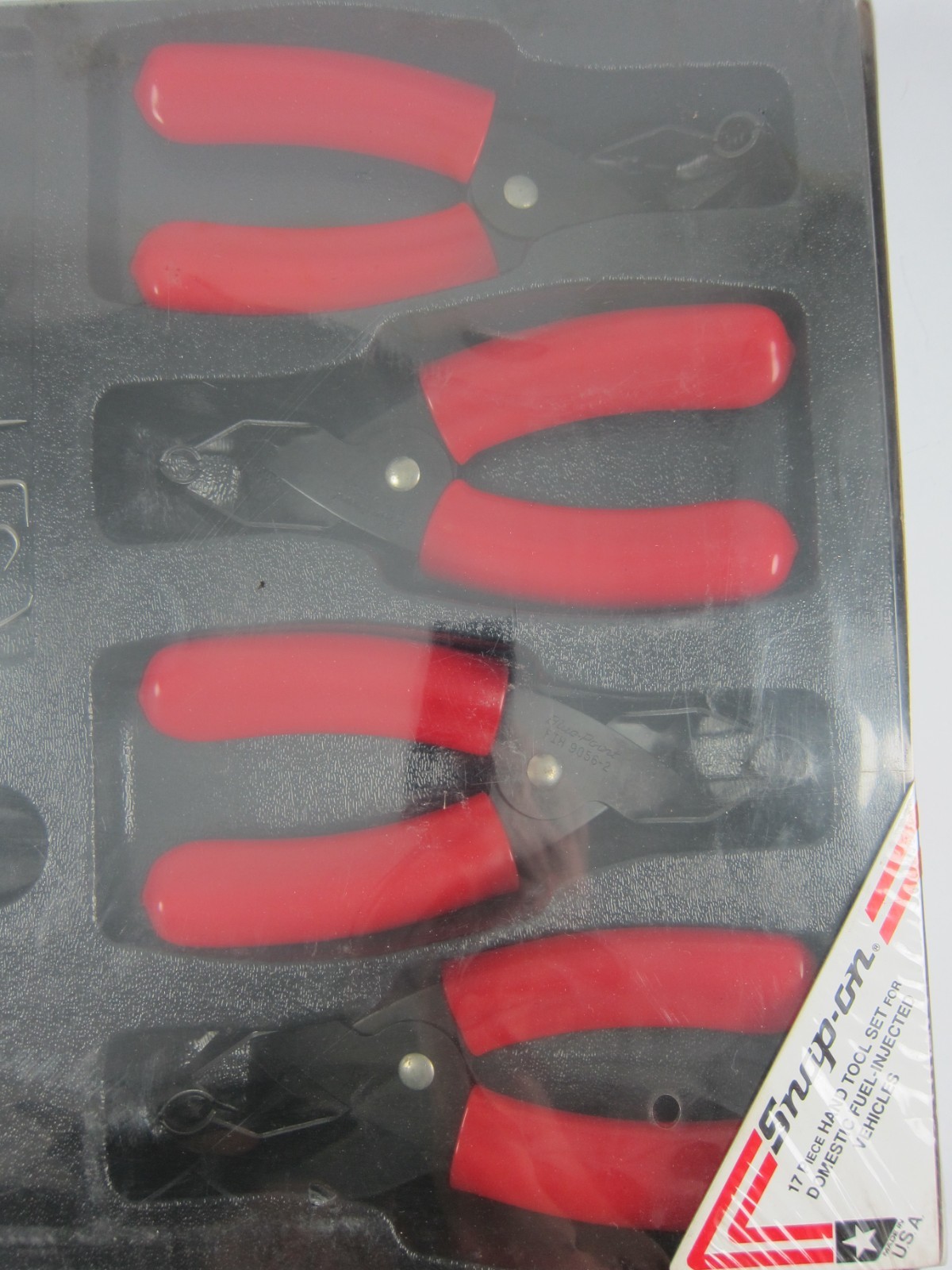 Snap On 17 Piece Set Domestic Fuel Injected Vehicles Vintage NOS Sealed FIUH17