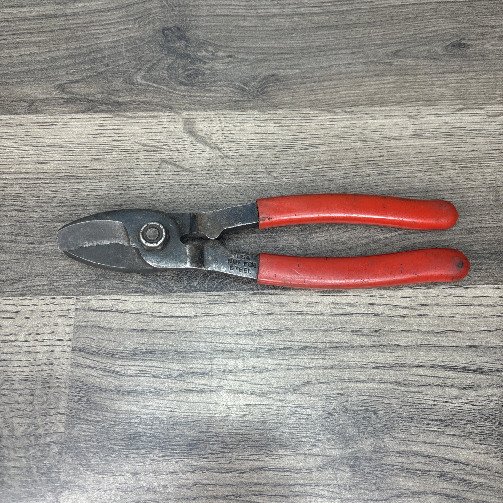 Blue Point PWC80A – 7-1/2″ Long Soft Grip Cable Cutter