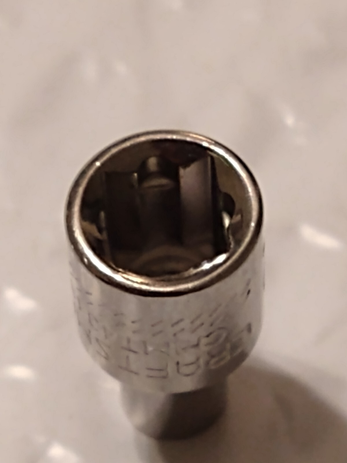 CRAFTSMAN TOOLS CMMT43481, 1/4″ DRIVE, 5/32″ SOCKET, SHALLOW, 6 POINT.