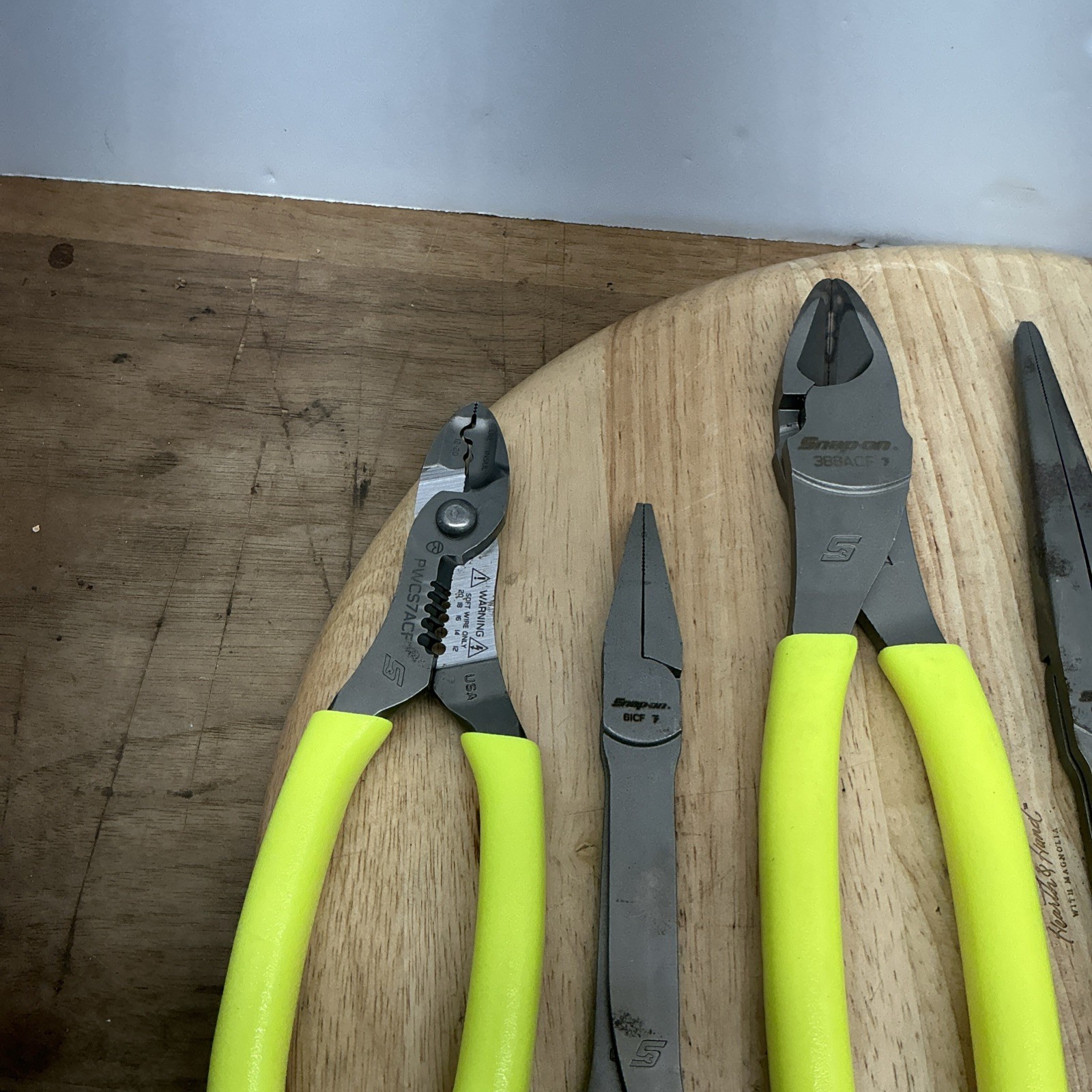 Snap on Tools 6-Piece Hi-Viz Yellow Plier Set Excellent Condition(Q)