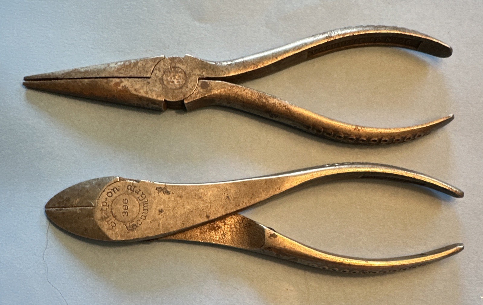 Pair Vintage Snap On Vacuum Grip #386 Diagonal Cutter & No 96 Needle Nose Pliers