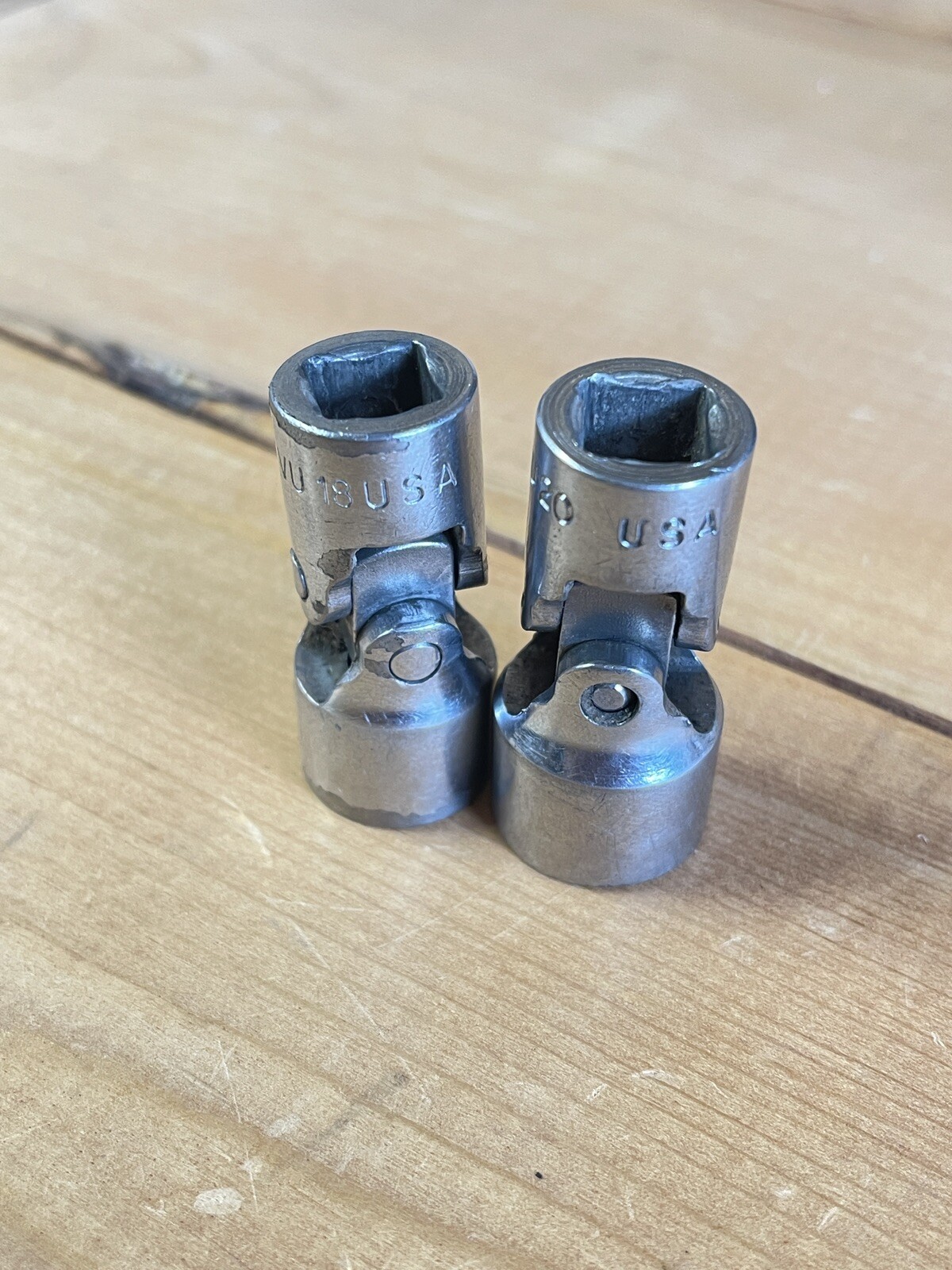 SNAP ON 9/16 FVU 18,- 5/8 FVU20, 3/8 Dr Swivel Socket