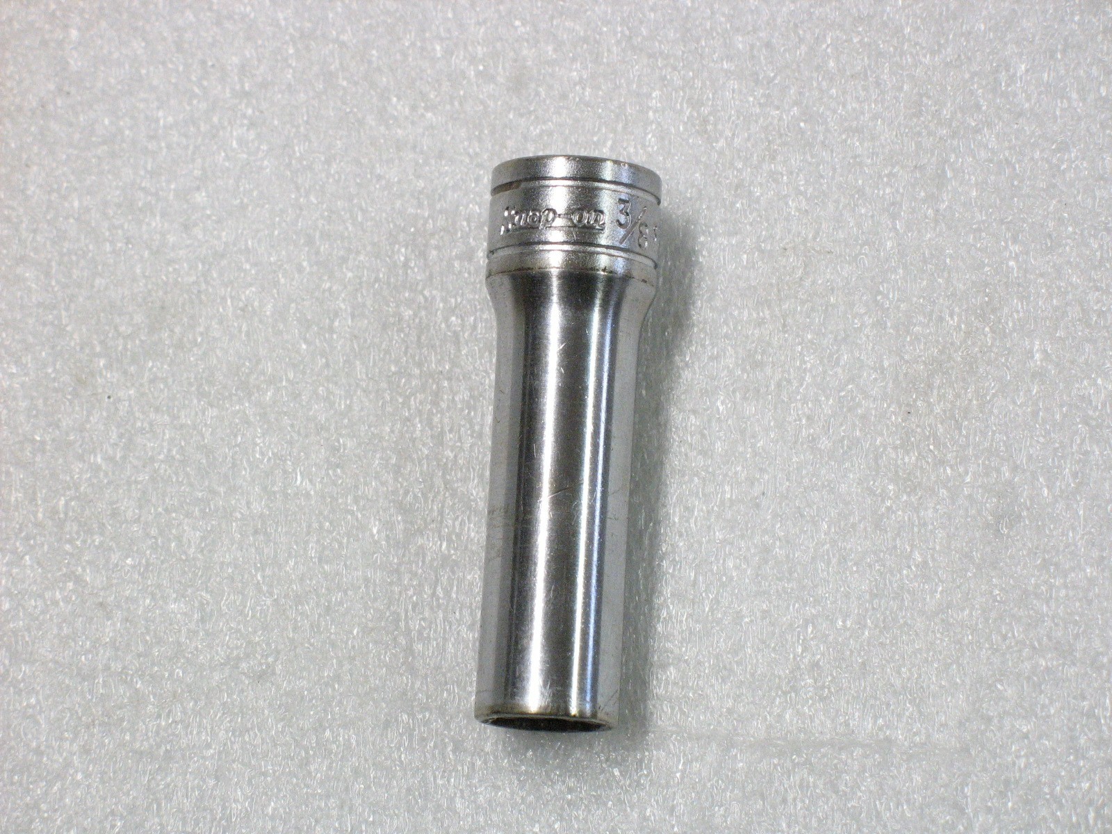 Snap On 3/8″ 6 Point 3/8″ Drive Deep Chrome Socket SFS121