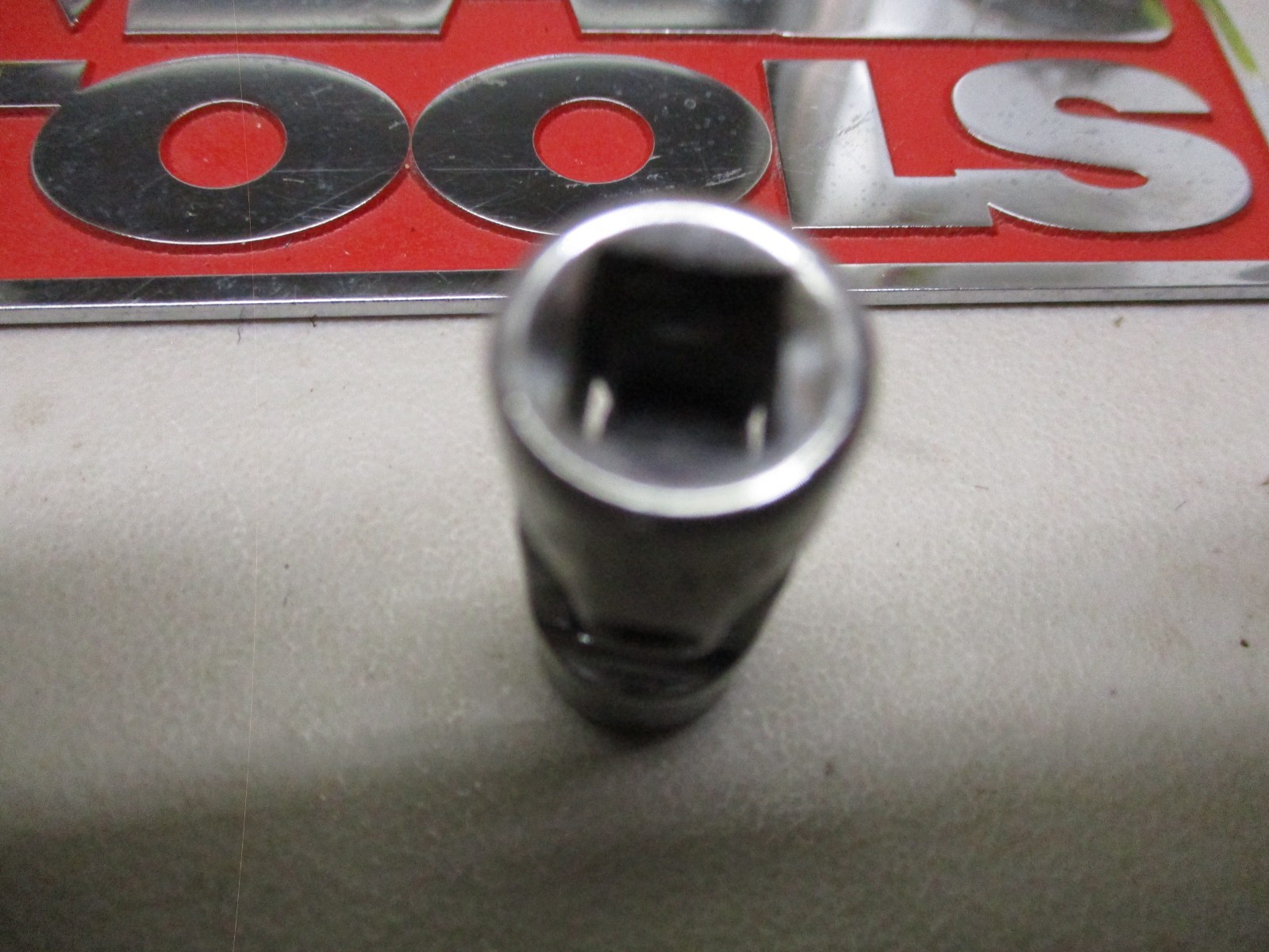 NEW, MAC TOOLS 1/4 DR. ( 5/16 IN. ) CHROME UNIVERSAL , PART #MU106R