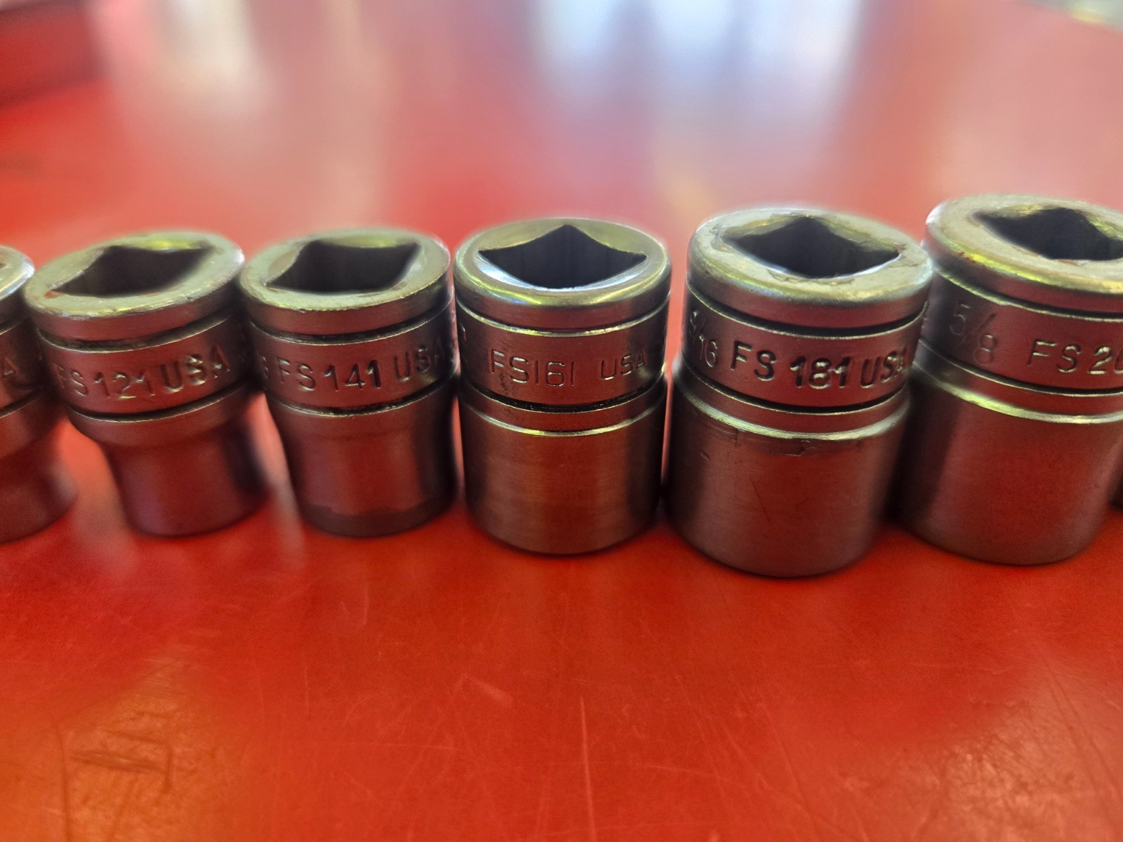 Snap-On USA [FS281-FS081] 11-Pc. 7/8″-1/4″ 3/8″-Drive 6-Point Shallow Socket Set