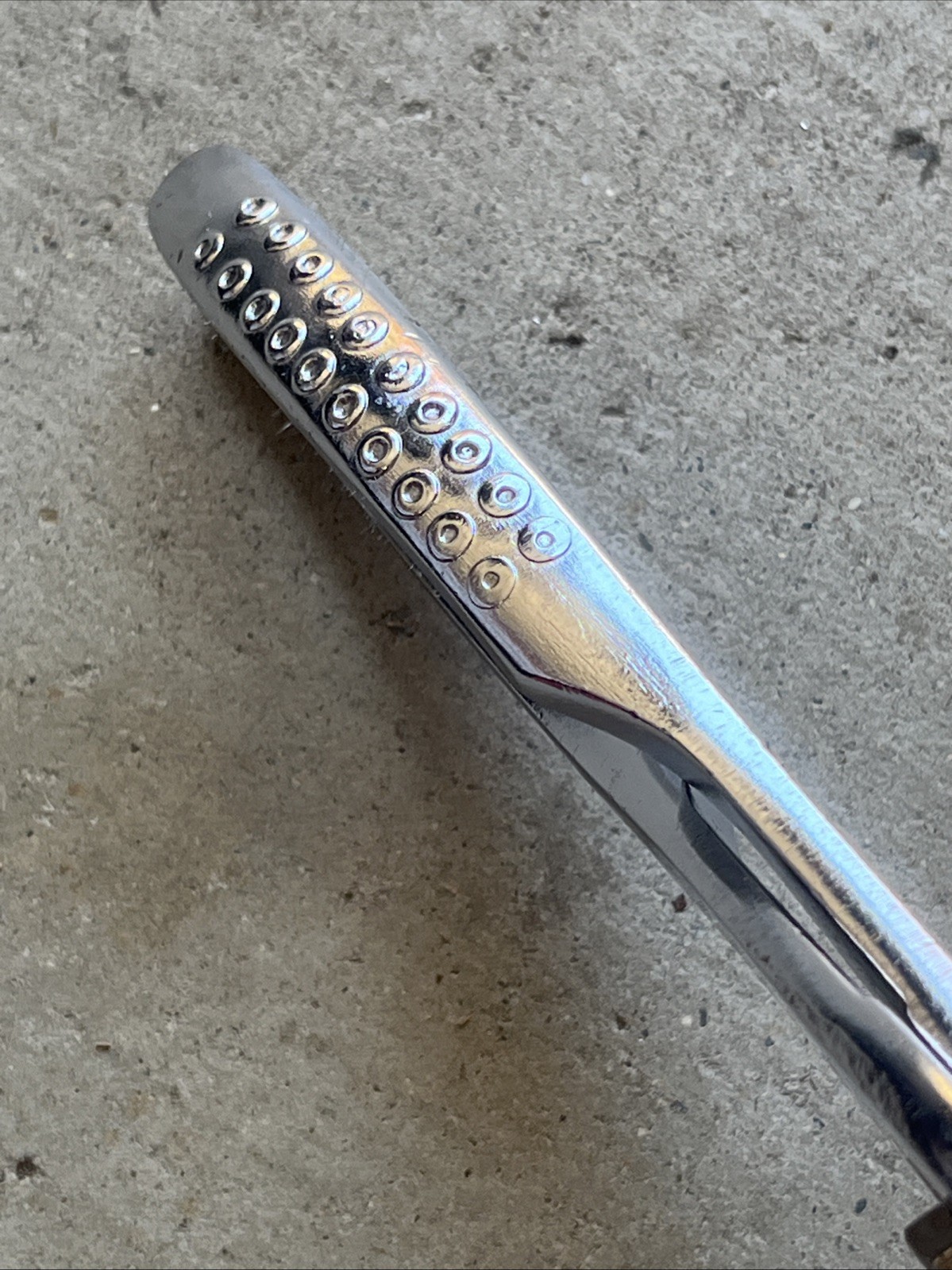 🔥 SNAP-ON 47 – 7-1/2″ CHROME VACUUM GRIP SLIP JOINT PLIERS Snap On