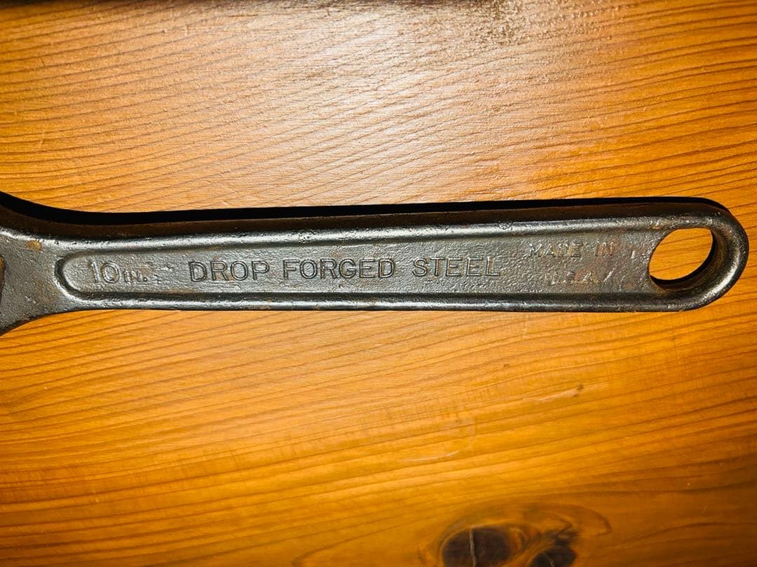 Vintage item!! ️ Obtained from a foRMer US ARMy colonel Crescent monkey wrench