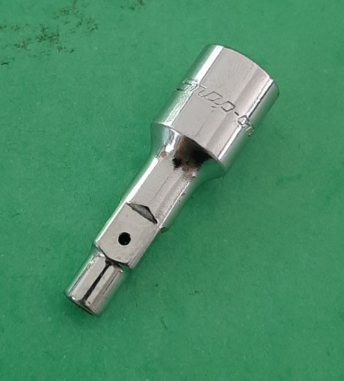 Snap On Tools TMXM114 1/4″ Drive 1-17/32″ Chrome Magnetic Adapter Extension