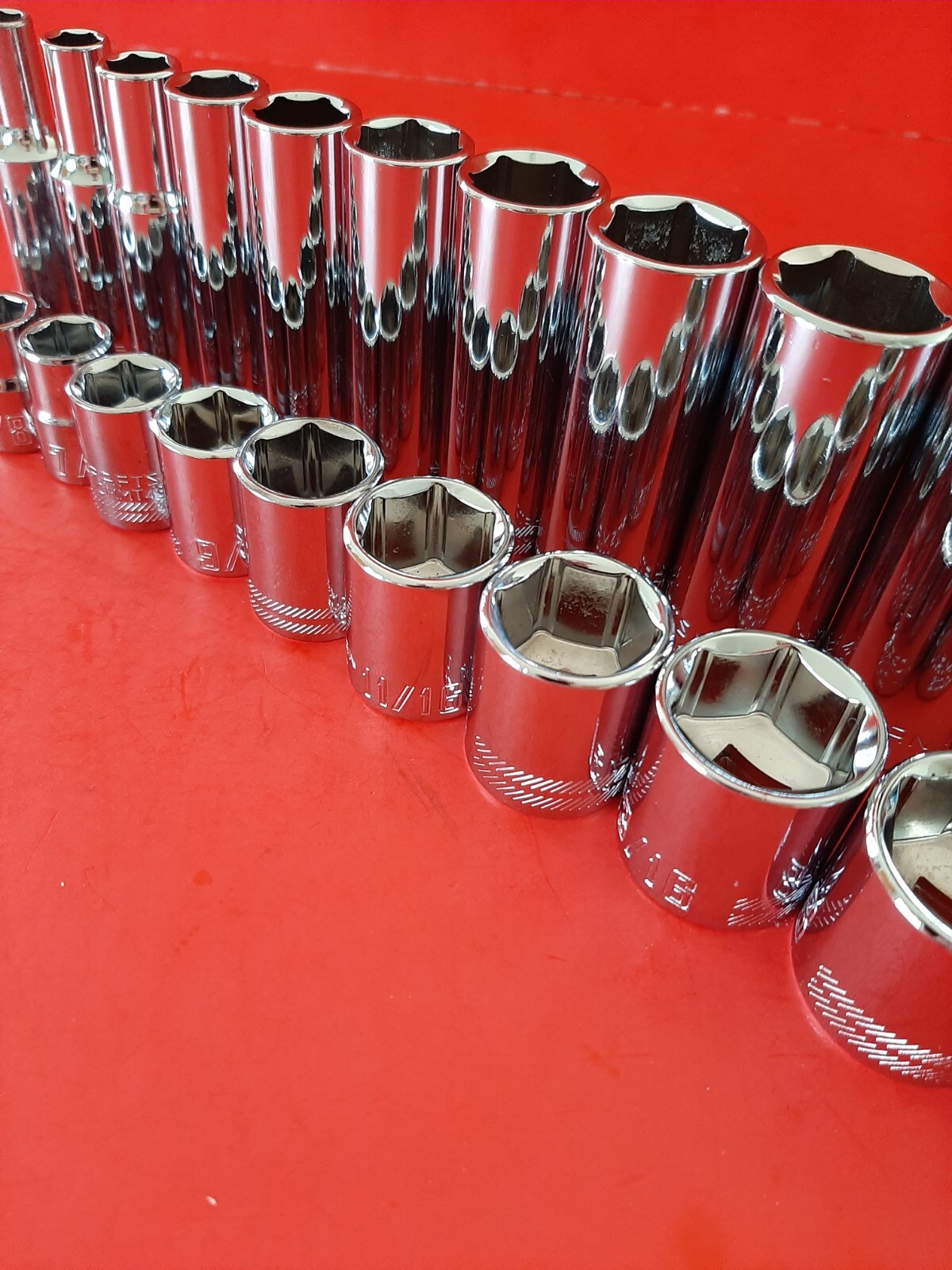 NEW CRAFTSMAN 24pc Shallow & Deep 3/8″ Drive SAE 6pt Point Socket Set