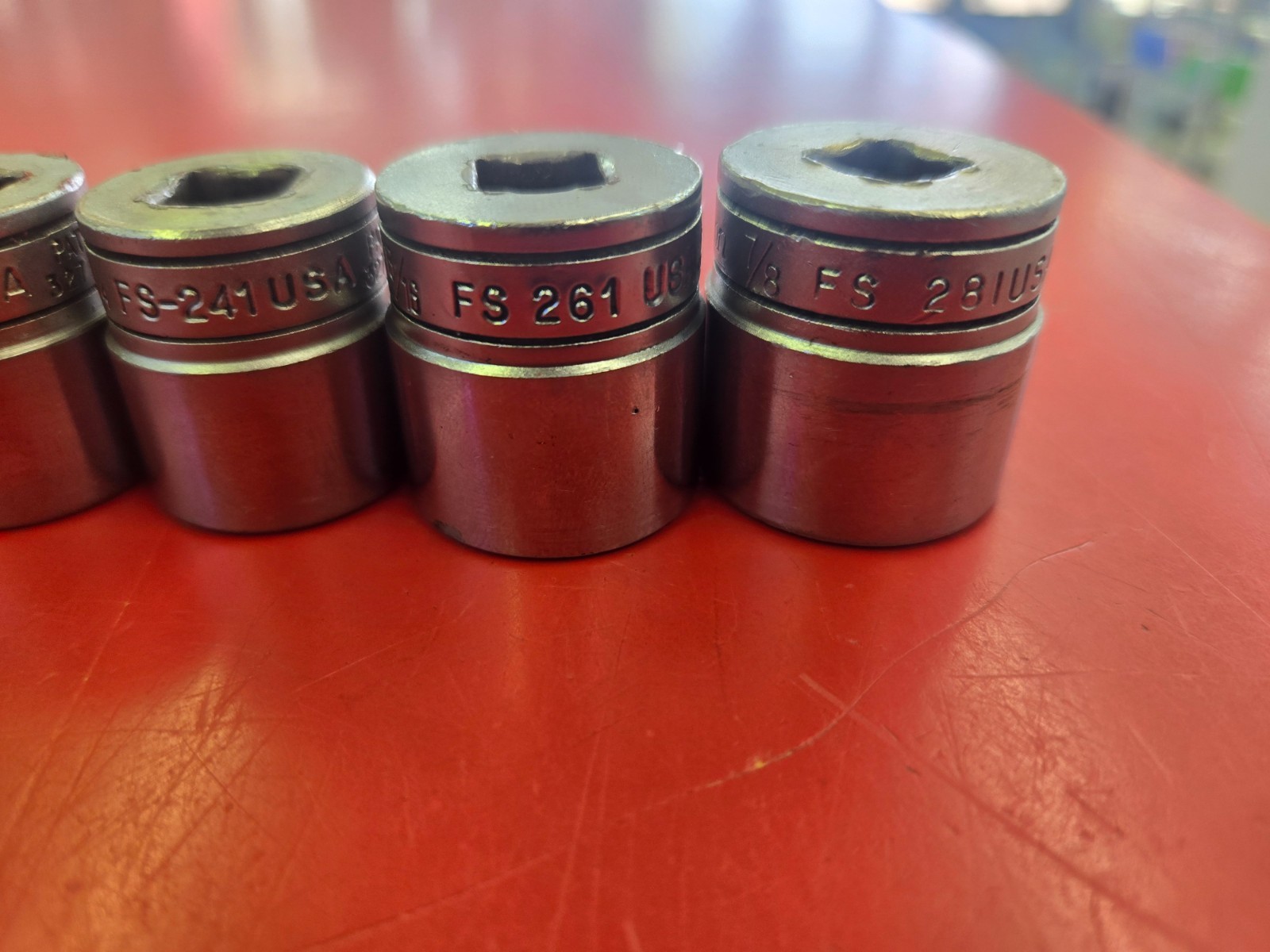 Snap-On USA [FS281-FS081] 11-Pc. 7/8″-1/4″ 3/8″-Drive 6-Point Shallow Socket Set