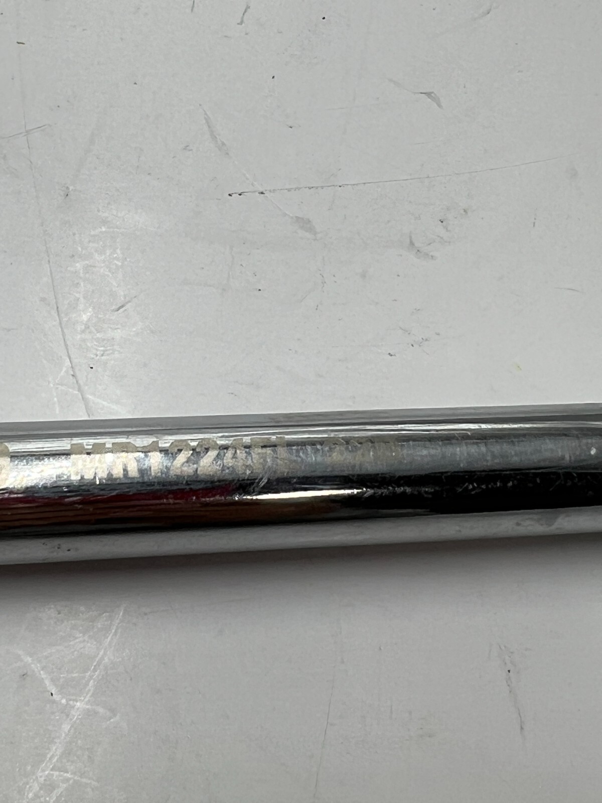 E-Z Red 1/2in Drive Locking Flexhead Chrome Grip Ratchet 22in MR1224FL