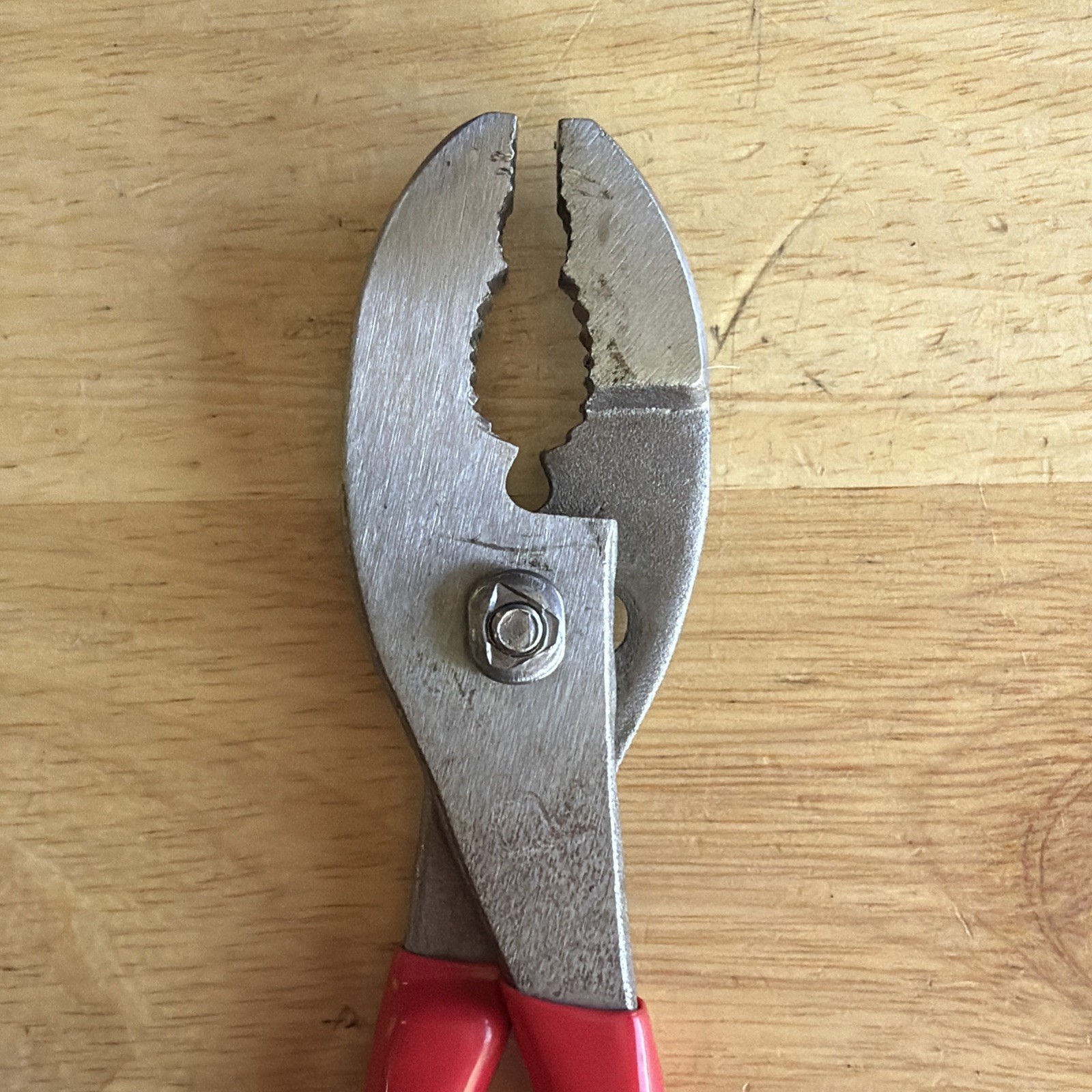 Mac Tools 6.5″ Adjustable Slip Joint Pliers Red Handle P301948 READ!