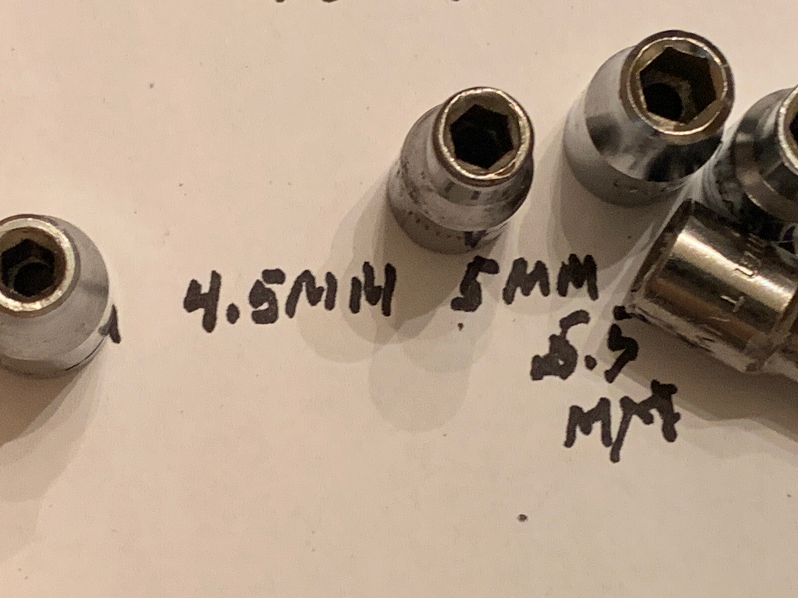 26 Pc 3/8” Drive Ratchet 6 & 12pt Shallow SAE & Metric Socket 3/8”-3/4” & 4-17mm