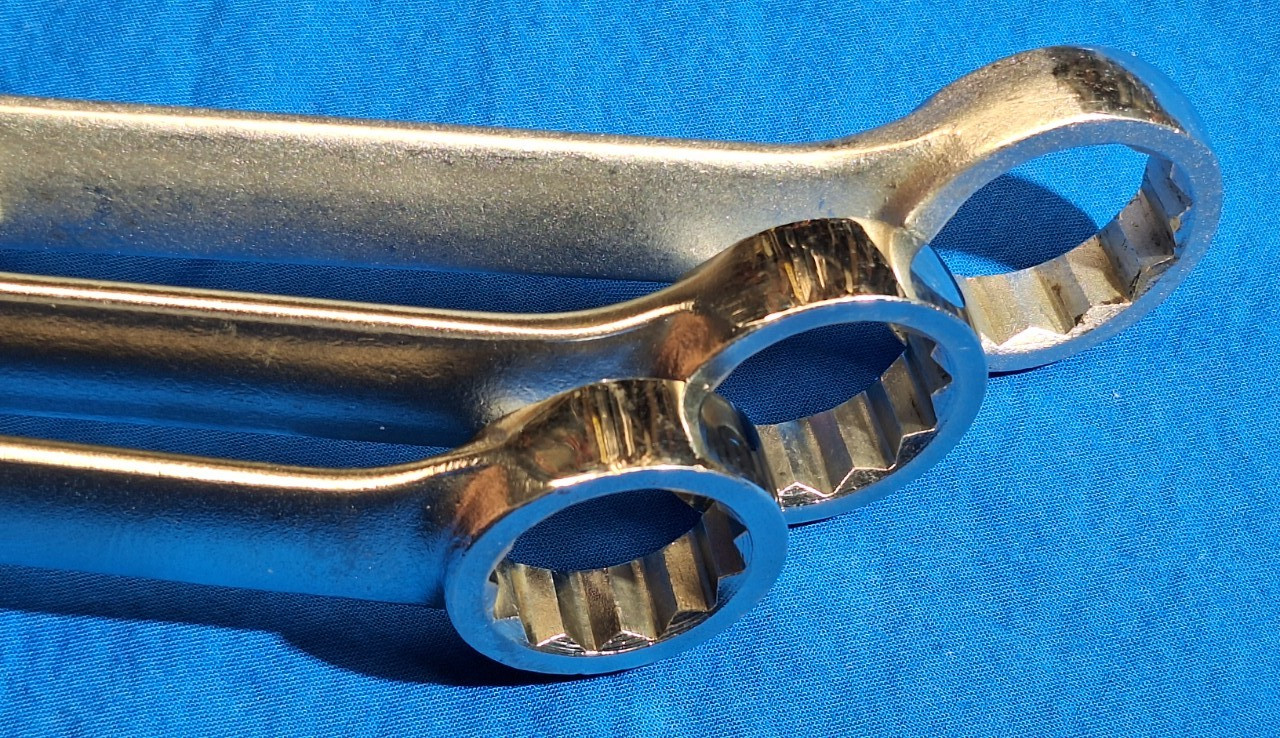 USA Craftsman 3pc SAE Large combination wrenches 1-1/4″, 1-1/8″ 1-1/16″ 44708 07