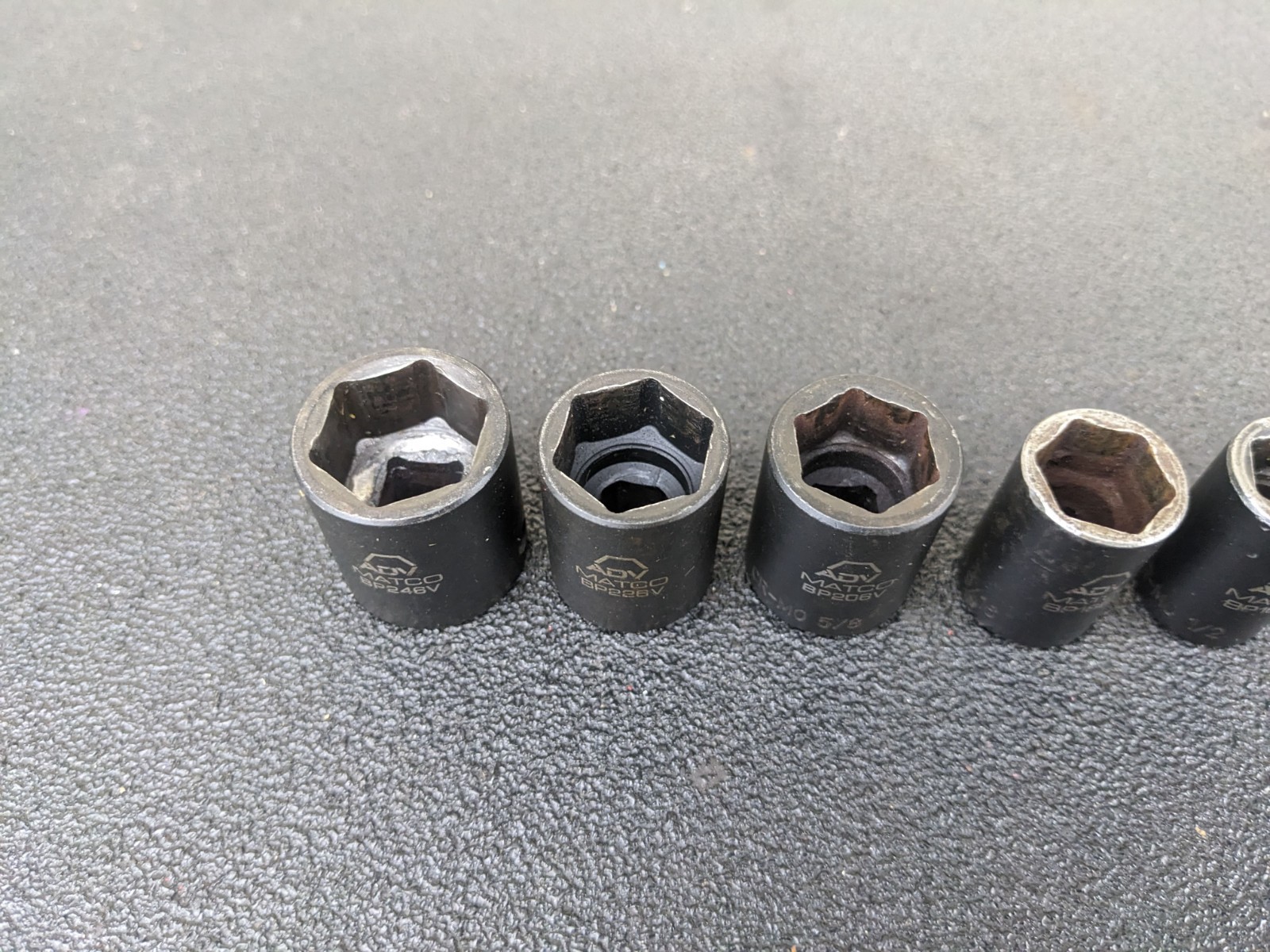 #bo194 Matco ADV 3/8″ Drive SAE Shallow Impact Socket Set