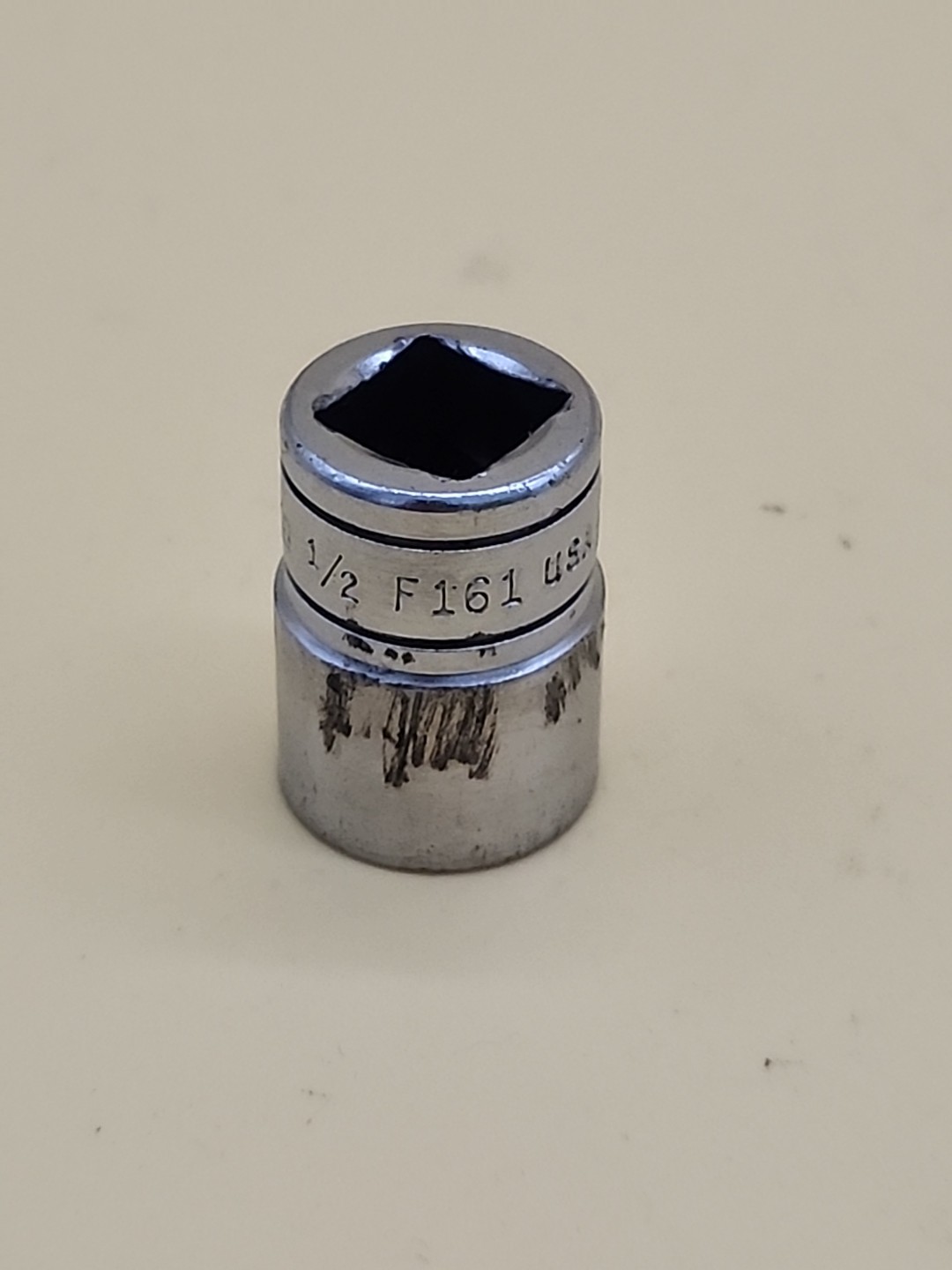 Snap-on Tools Tools 3/8″ Drive 1/2″ Shallow 12pt SAE Socket F161 USA