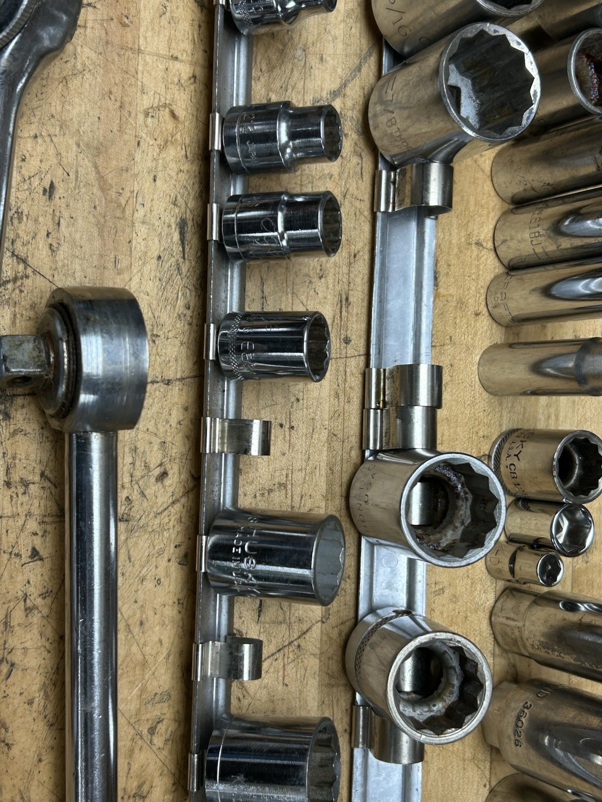Lot of Assorted Sockets SAE & Metric Mixed Brands Various Drives, Mostly USA