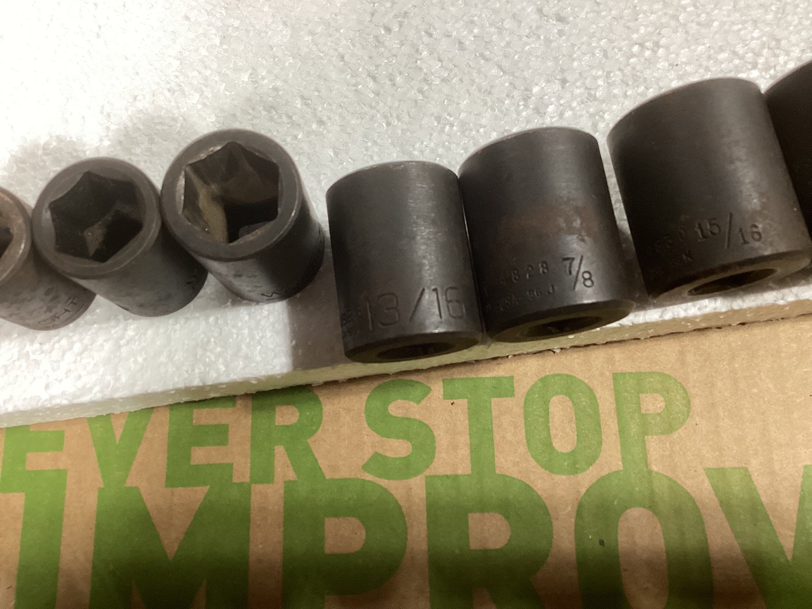WRIGHT Tools 1/2″ Drive SAE Impact Socket Set 1/2 – 1 1/16 Tray 9 sockets