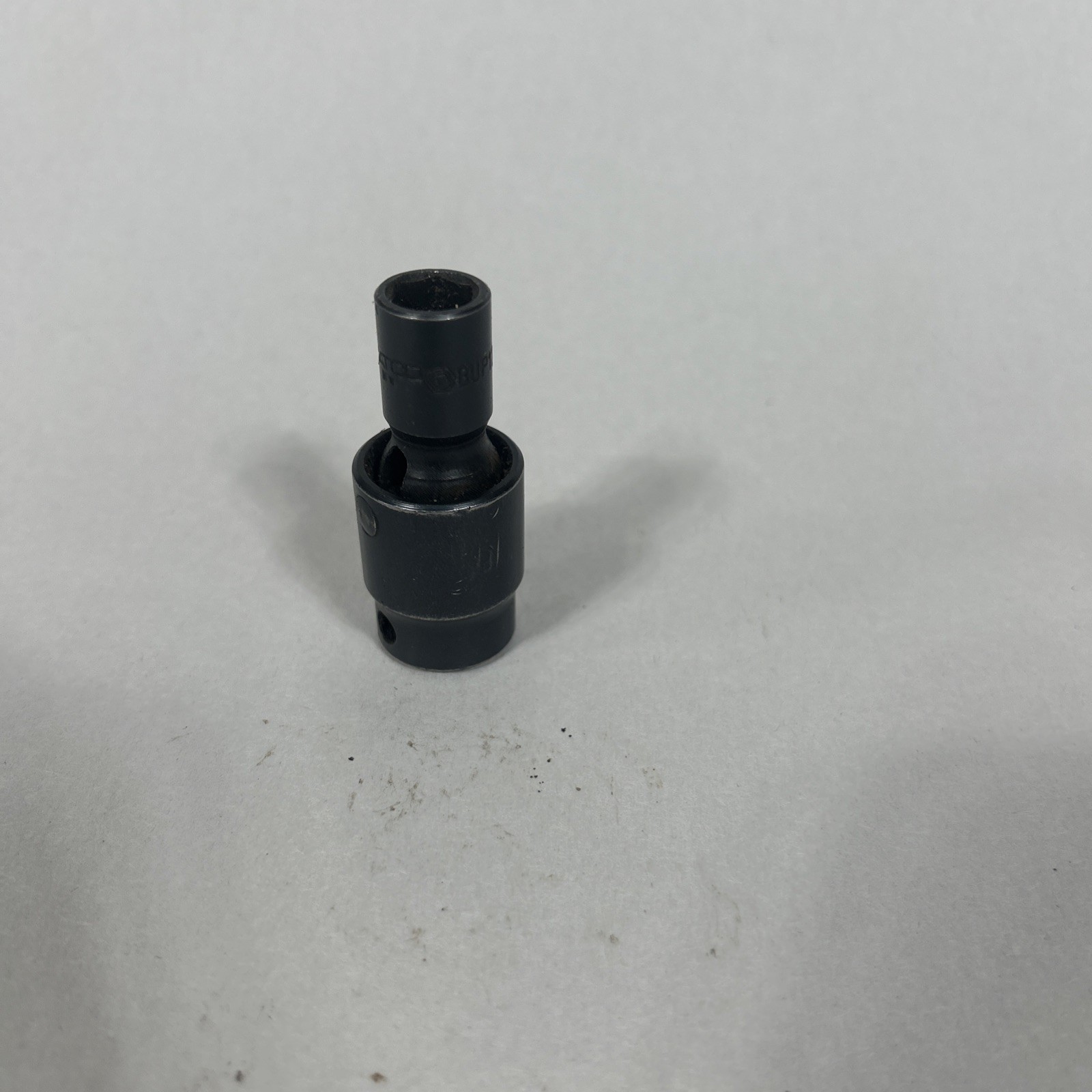 Matco Tools 3/8” 6 Point 3/8” Drive Universal Socket BUP126. Used Black