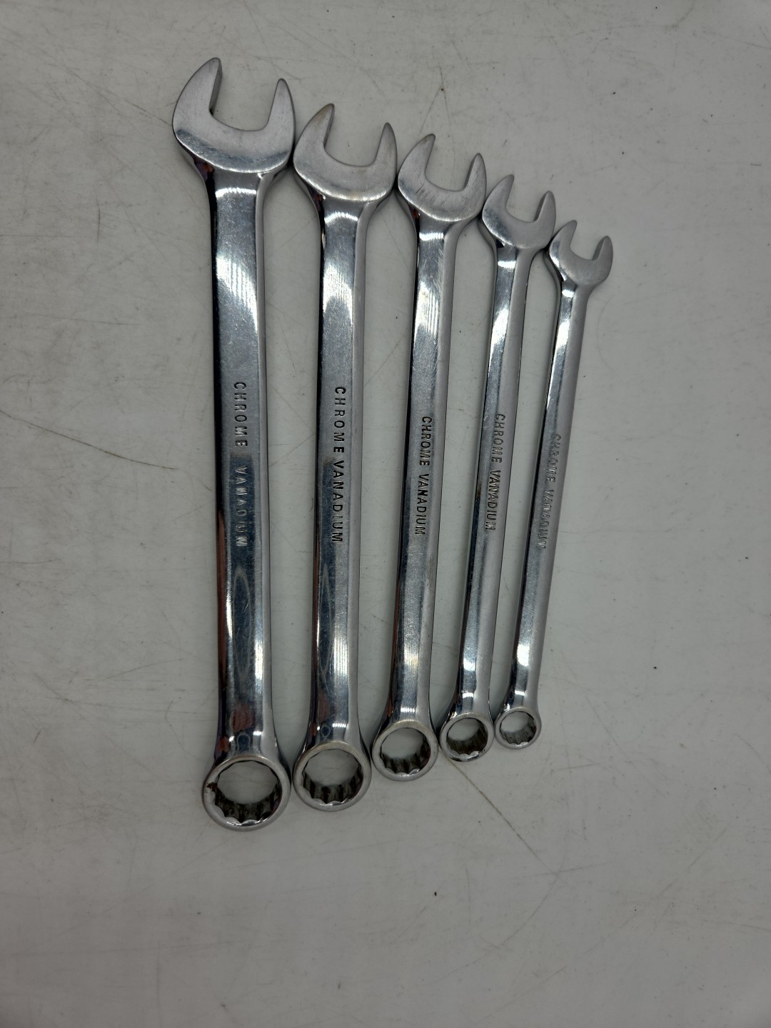 Thorsen 10 Pc. Combo Wrench Set Metric 22, 20, 19, 17, 16, 14, 13, 11, 9 & 8MM