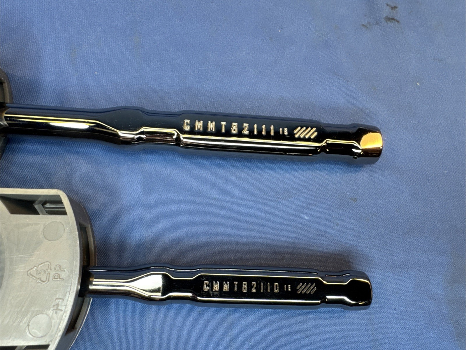 New Craftsman 2 pc. 180 Tooth Overdrive Ratchet Set 3/8″ & 1/4″ Drive~ Gun Metal