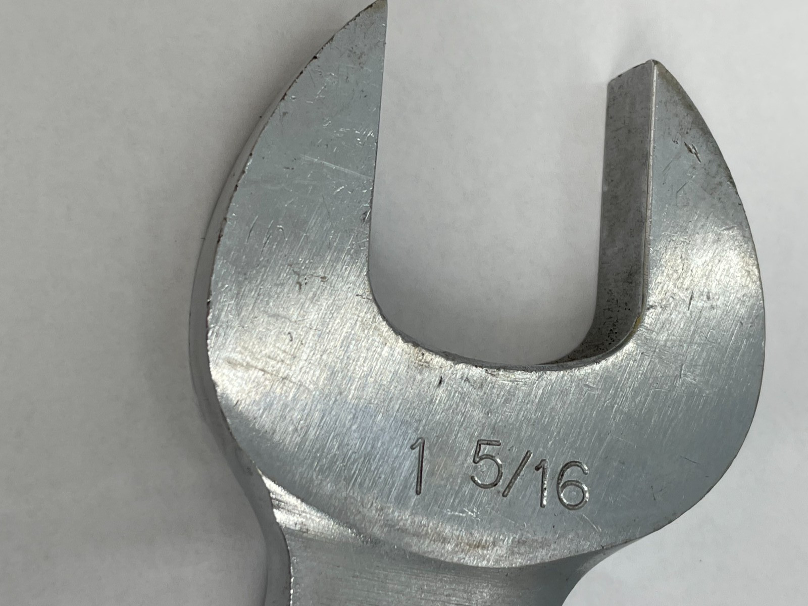 Snap On OEX42B – 1-5/16″ Standard Handle 12Pt Chrome Combination Wrench