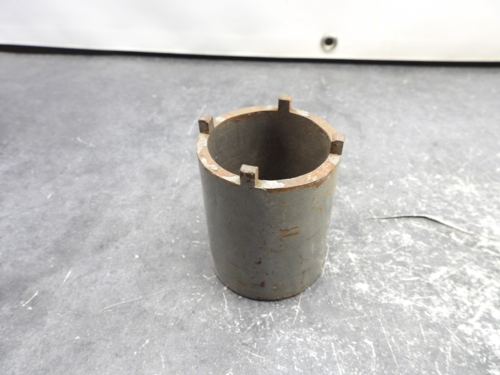 OEM ½ -3/4 Ton 4 Wheel Drive Spindle Nut 4 Point 2467 KD 2621