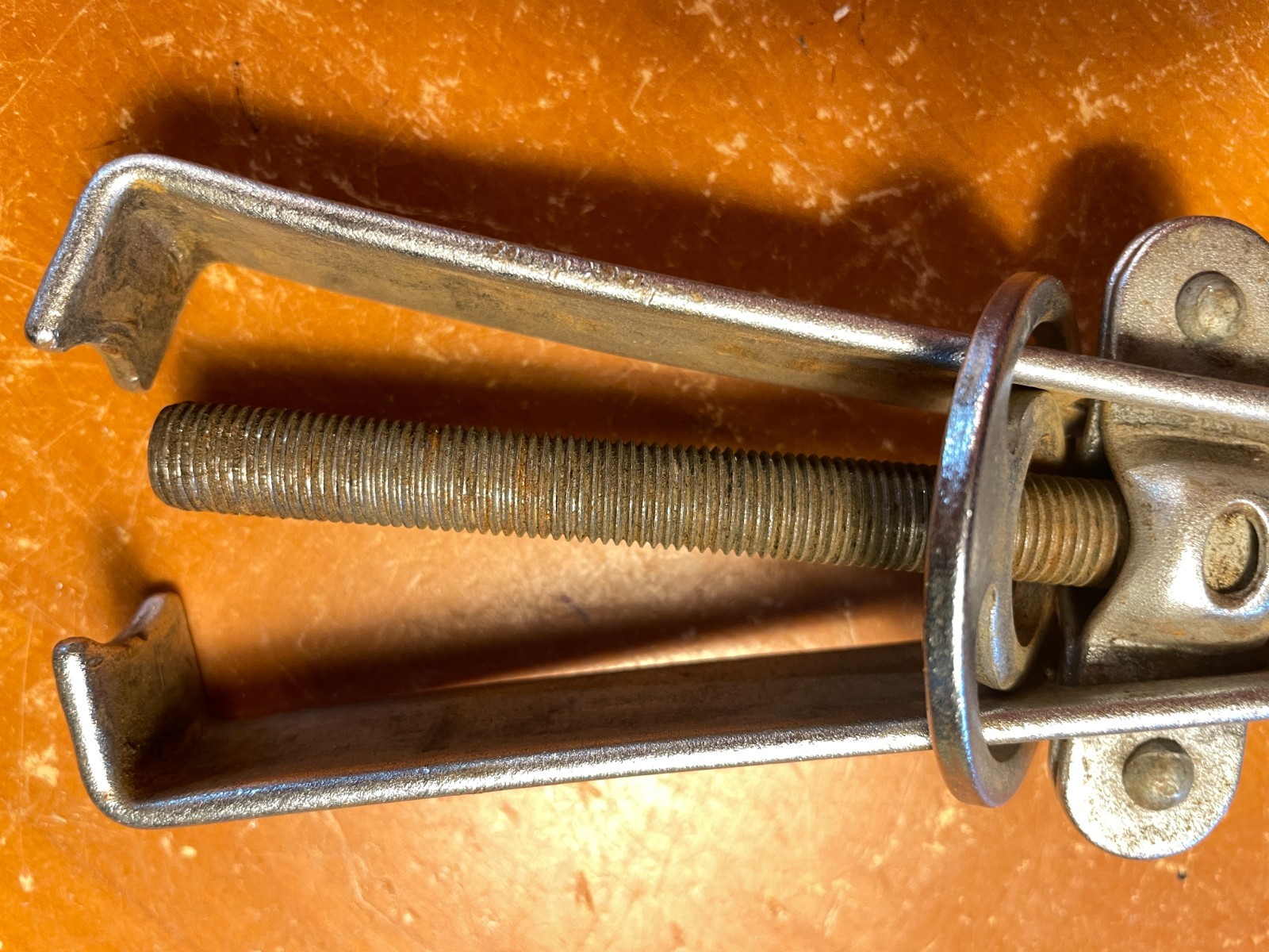 Vintage Chicago Specialty MFG Co Wheel Puller Tool Small Gear Puller 6″