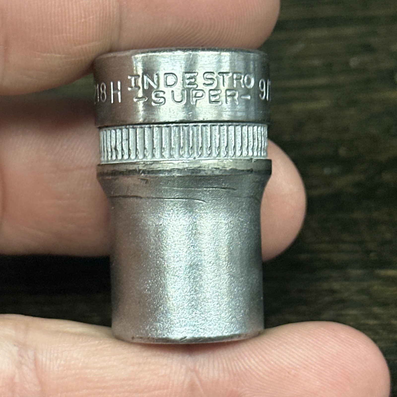 Indestro Super 9/16″ 6 Point Shallow Chrome Socket 1/2″ Drive 1218H