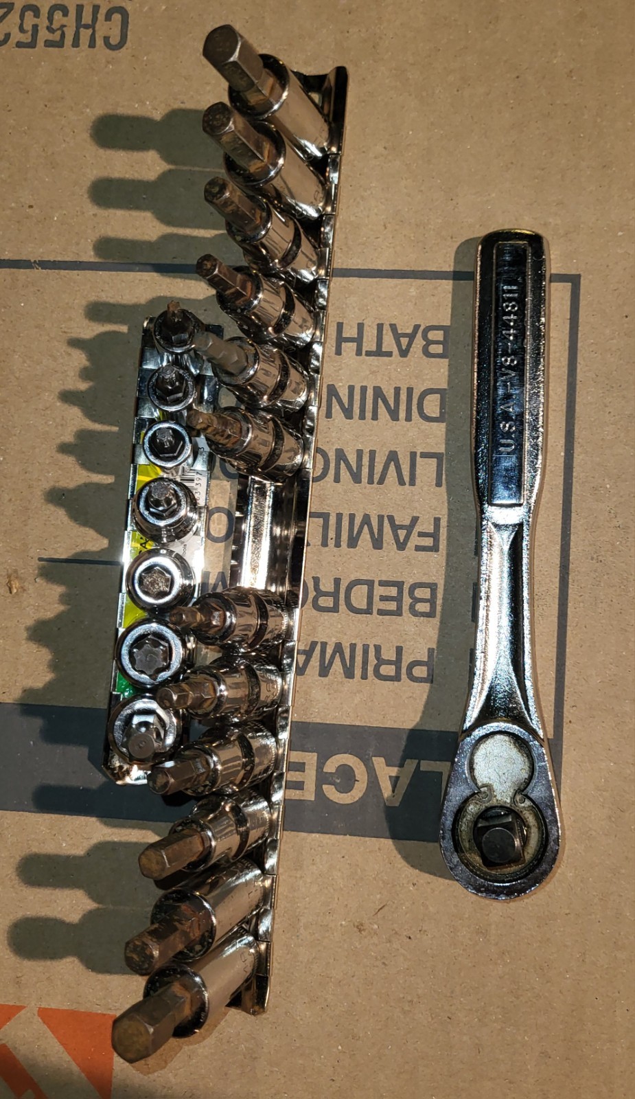 Craftsman 1/4, 3/8 Drive Hex, Torx Socket Set & Ratchet USA 20 Piece.