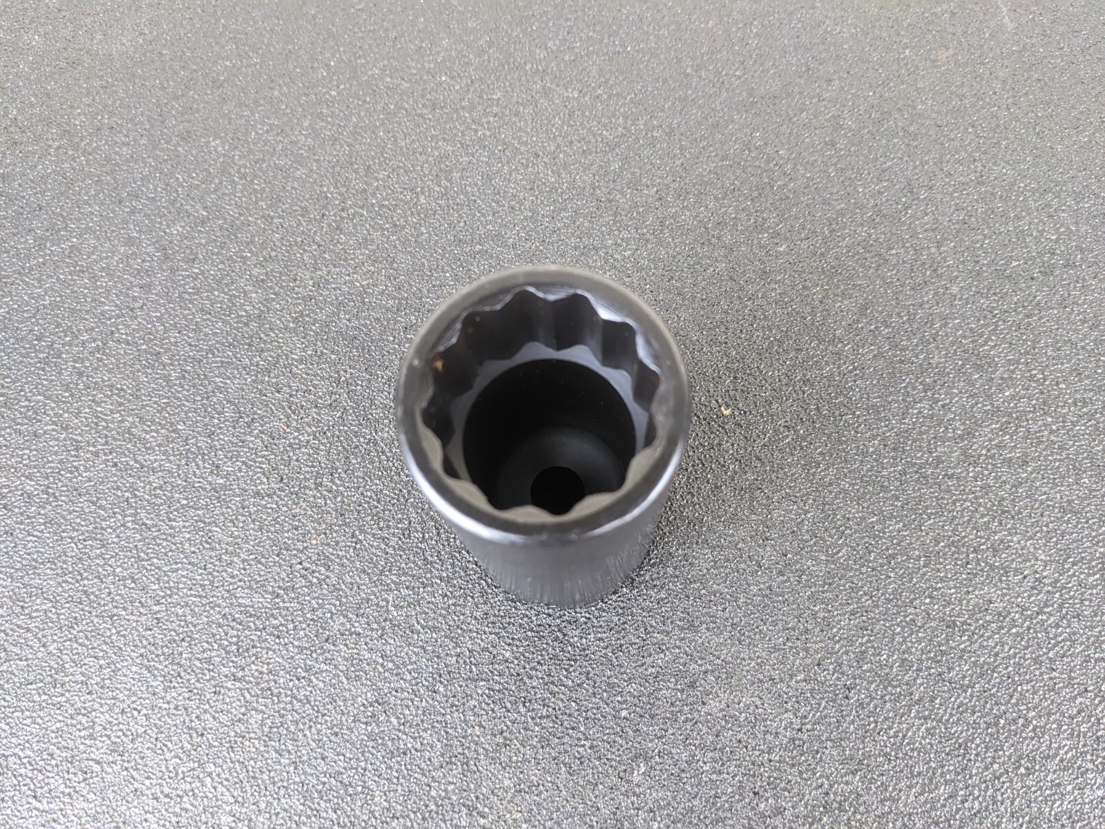 #bi778 Snap-on Tools NEW USA 1/2″ Drive 32mm DEEP 12PT Impact Socket SIMDM320