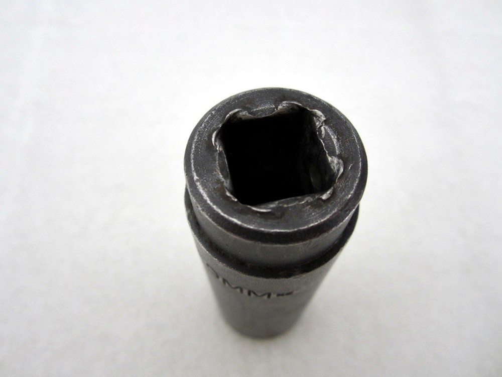 MAC Tools 1/2″ Drive 19mm 6pt Deep Impact Socket VDP6 Made in USA